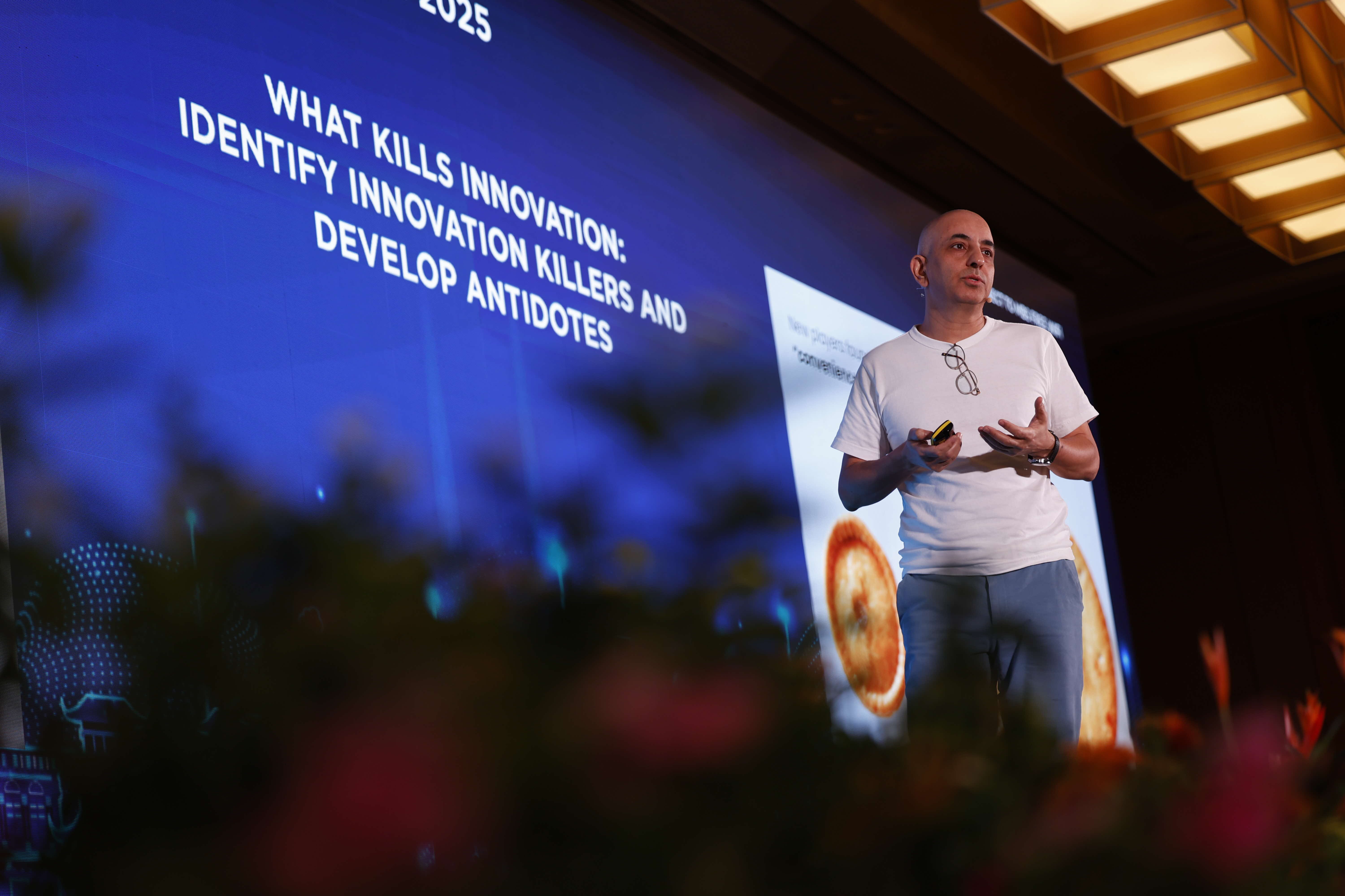 Mr Nav Qirti speaking during the “What Kills Innovation: Identify Innovation Killers and Develop Antidotes” presentation