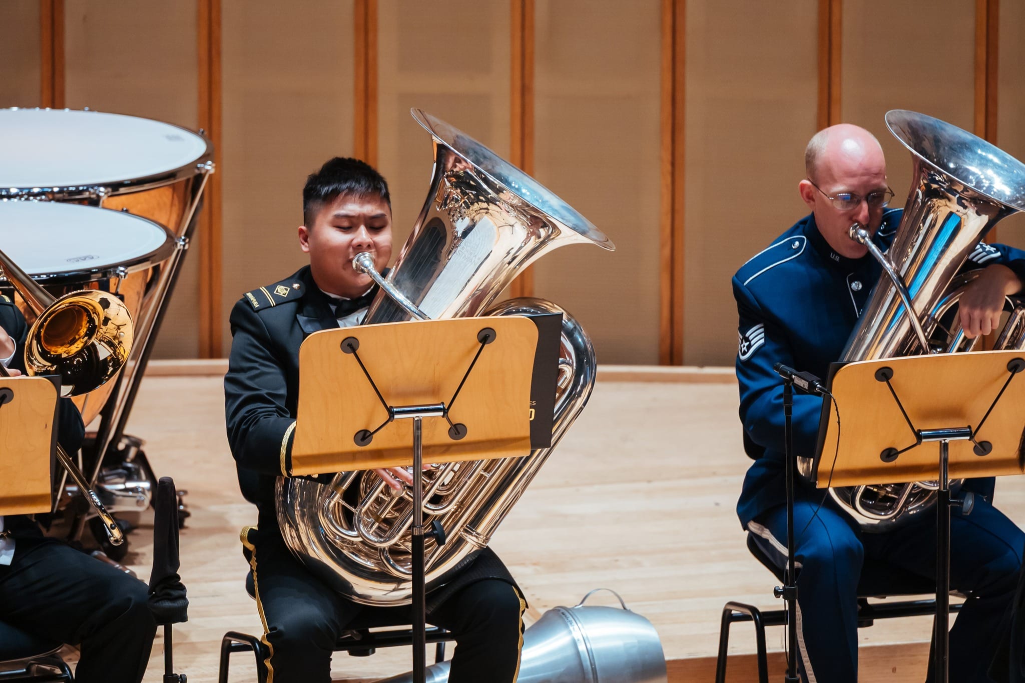 Associate Principal Tube ME2 Shawn Yap Jiaqu and SSgt Colby Parker in performance.