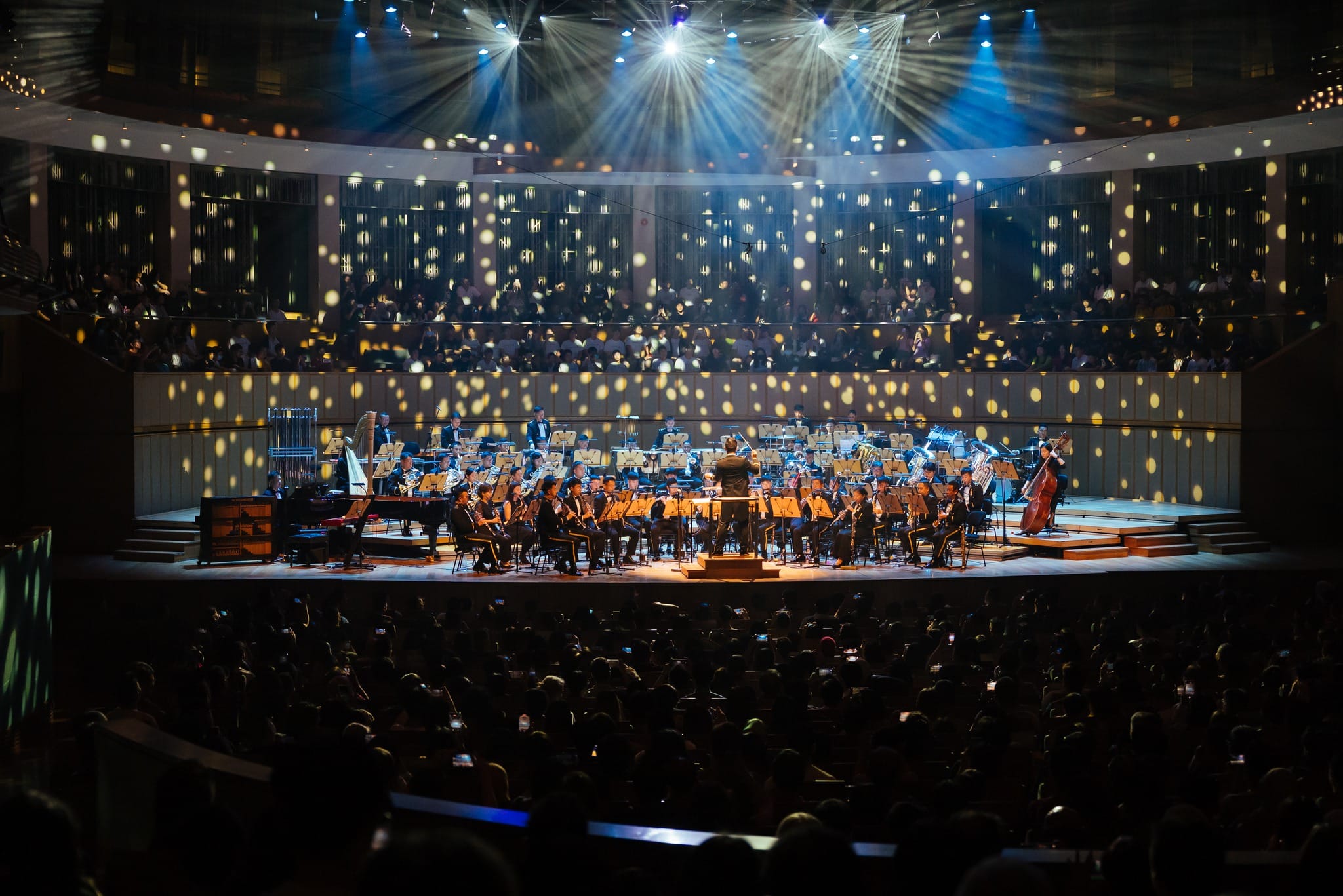 The SAF Central Band performing “Highlights from Frozen” as the encore, a popular favourite among youths.