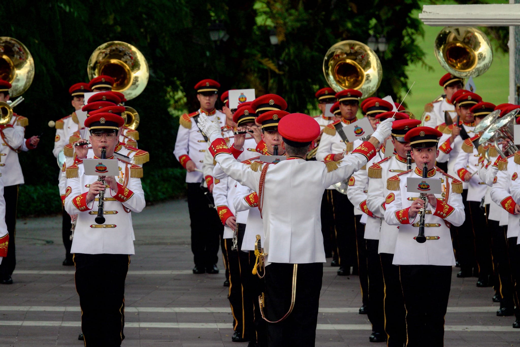 The SAF Ceremonial Band provided quality musical support to the ceremonial proceedings at the Istana.