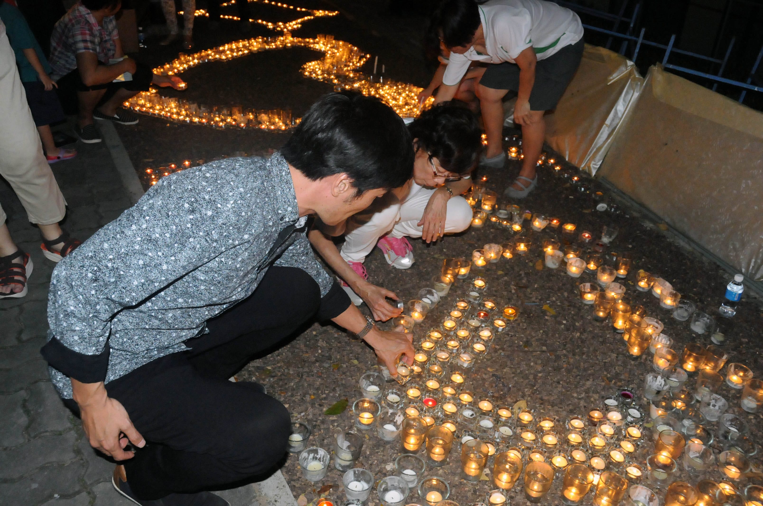 Photos from memorial
