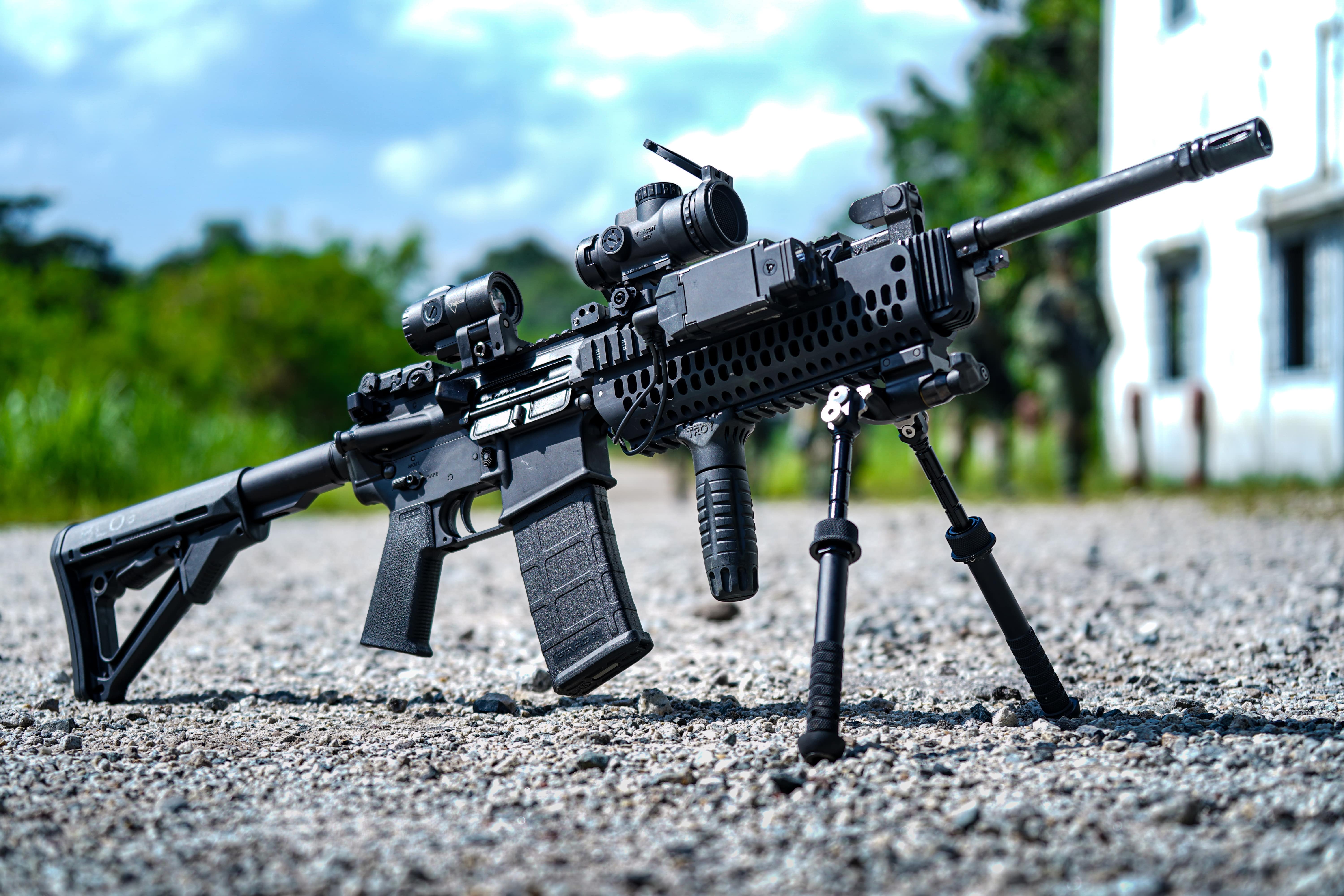 Image of LMG on stone ground