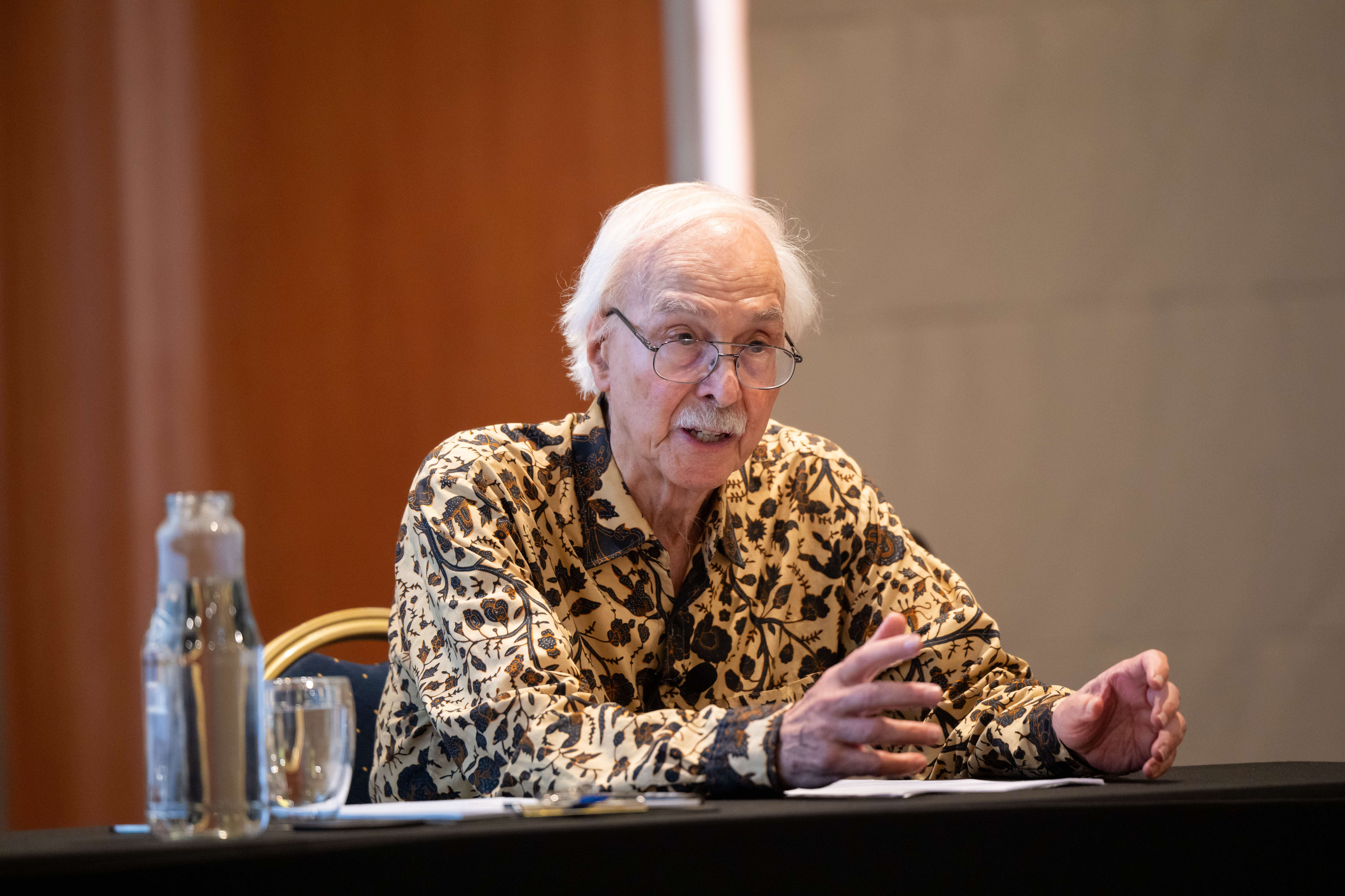 This is the alt text