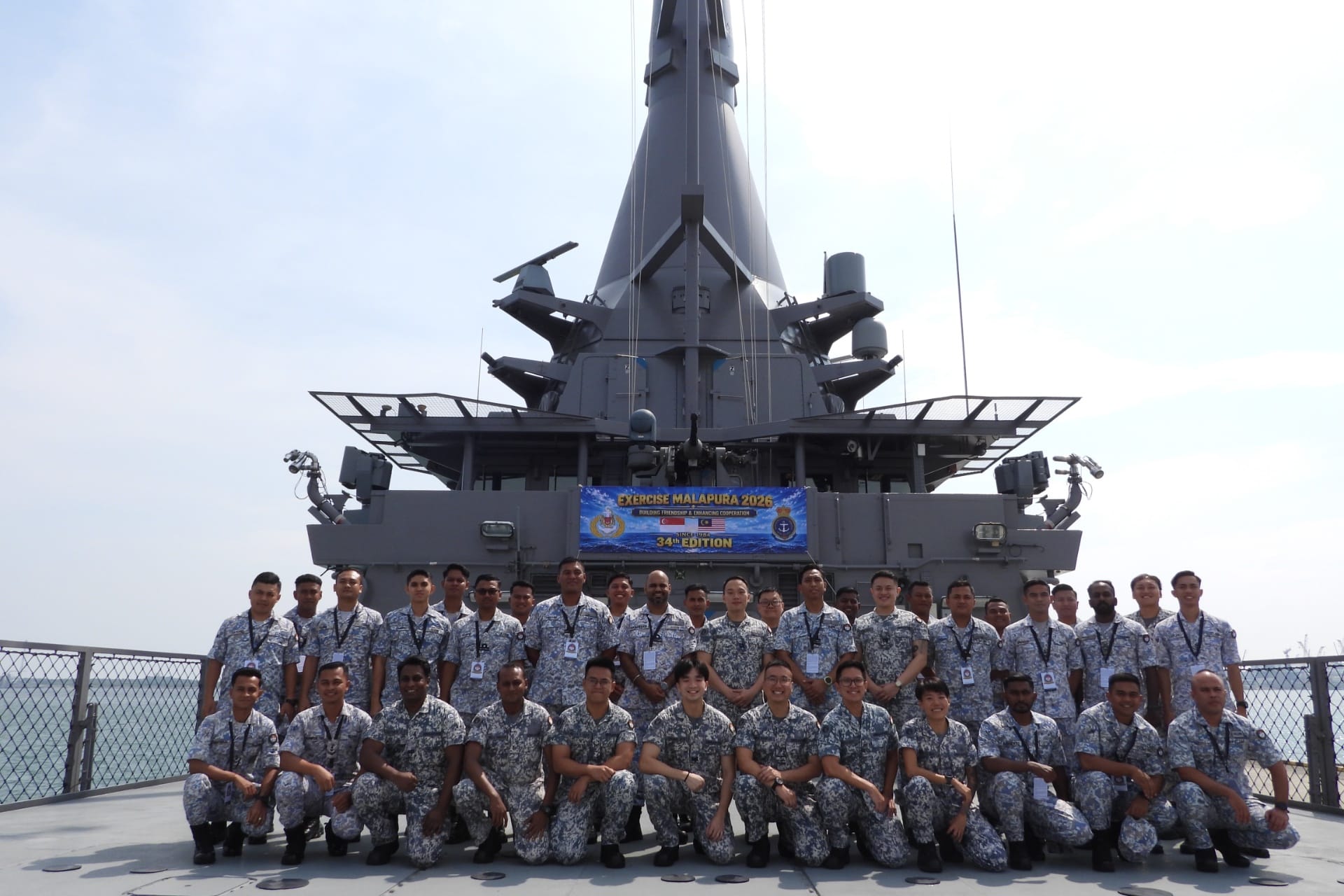 Personnel from the Republic of Singapore Navy and the Royal Malaysian Navy visited the Independence-class Littoral Mission Vessel (LMV), RSS Sovereignty.
