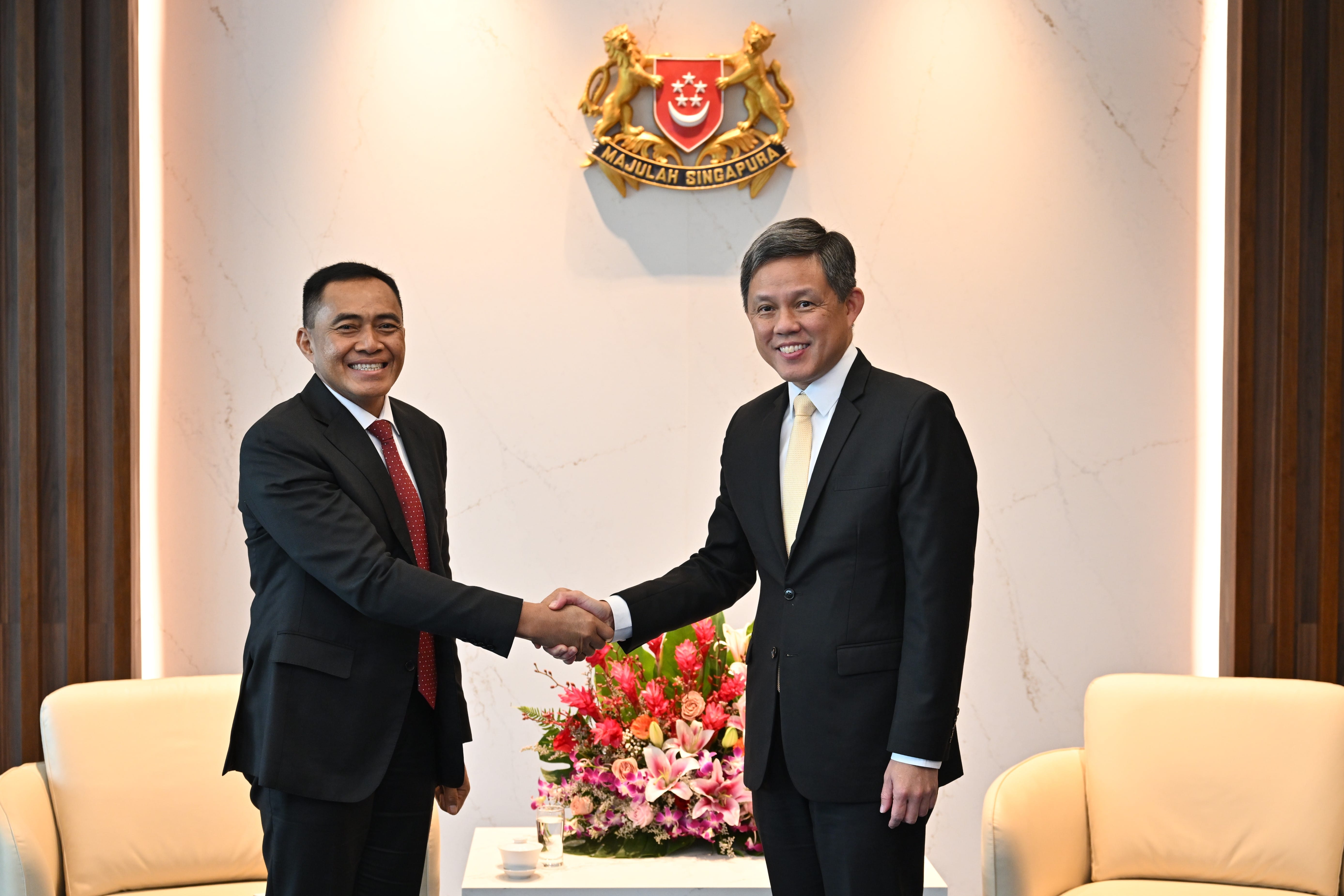 The Secretary General of the Indonesian Ministry of Defence Lieutenant General (LG) Tri Budi Utomo (left) calling on Minister for Defence Mr Chan Chun Sing (right) at the Ministry of Defence earlier today.