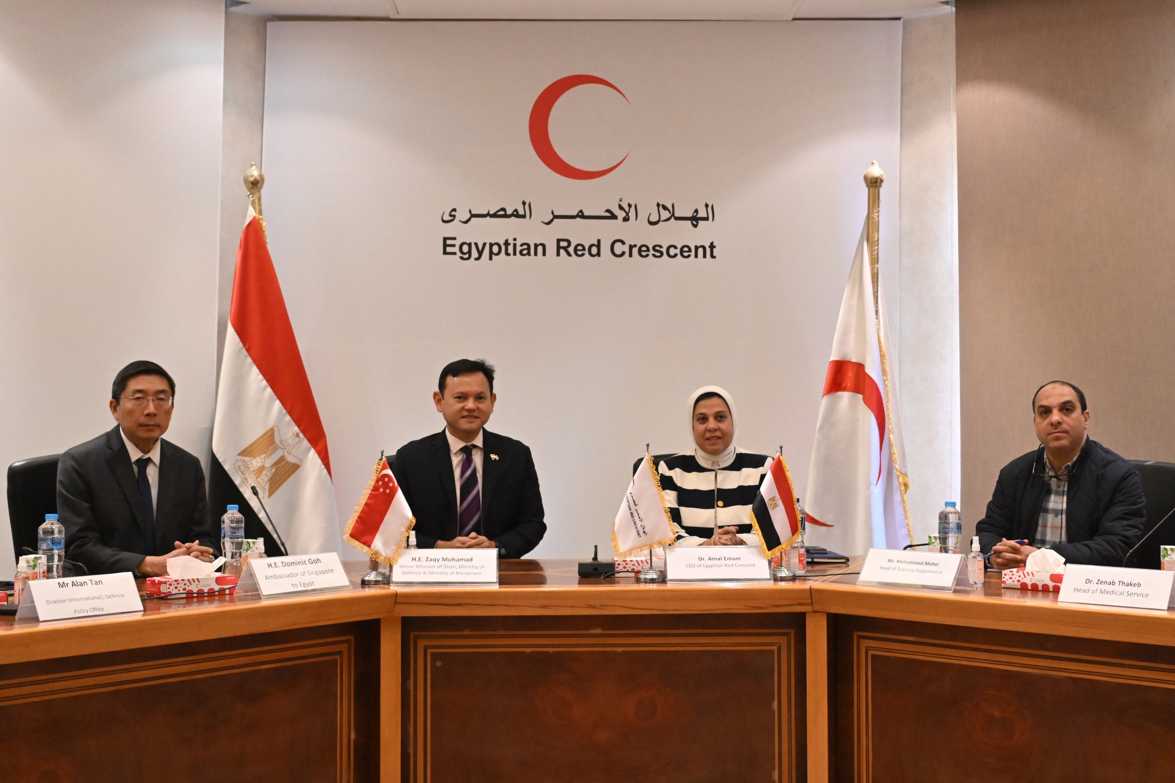 Mr Zaqy meeting the Acting CEO of the Egyptian Red Crescent, Dr Amal Emam.