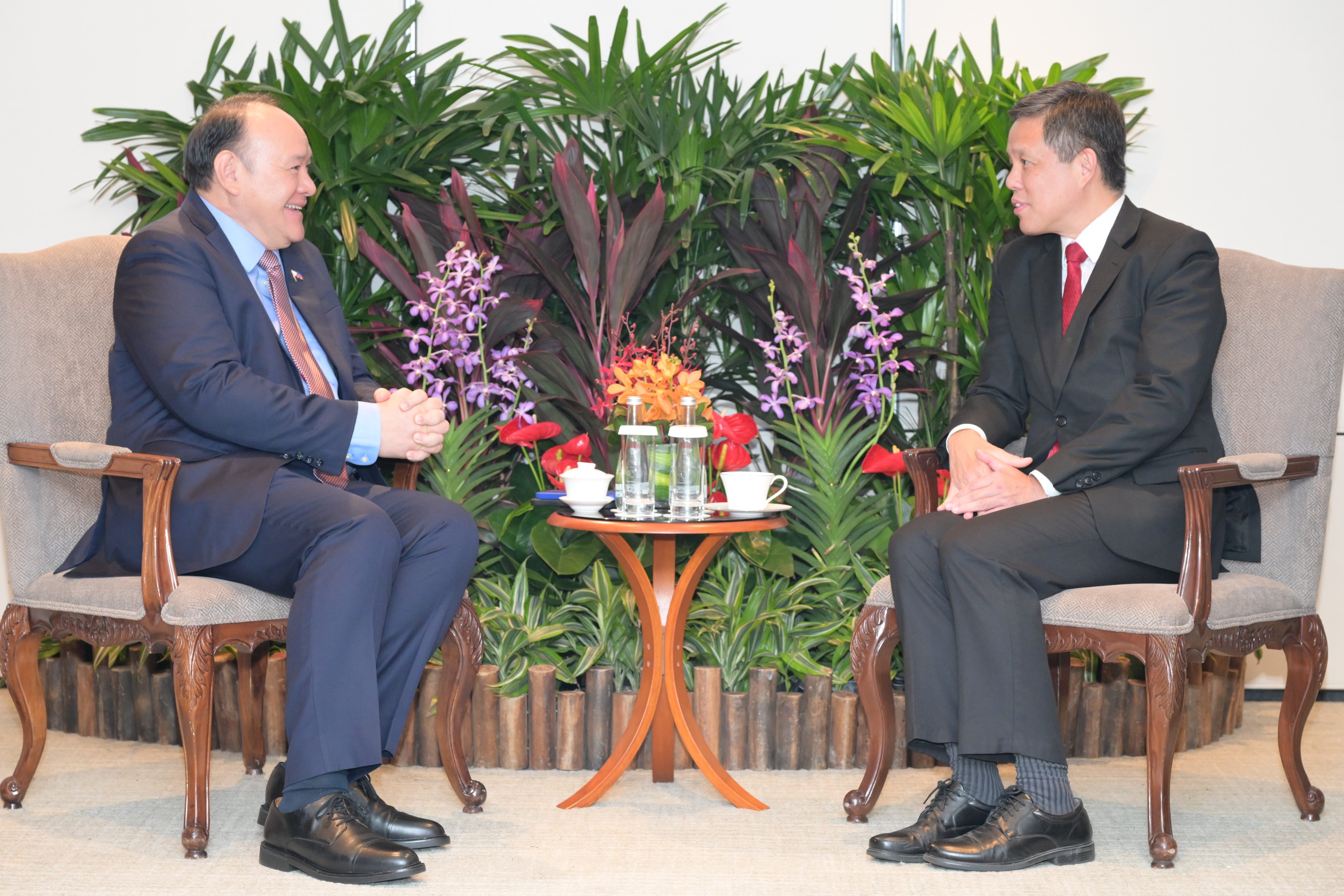 Philippines Secretary of National Defense Gilberto Teodoro Jr called on Minister for Defence Mr Chan Chun Sing on the sidelines of the 22nd Shangri-La Dialogue earlier today.