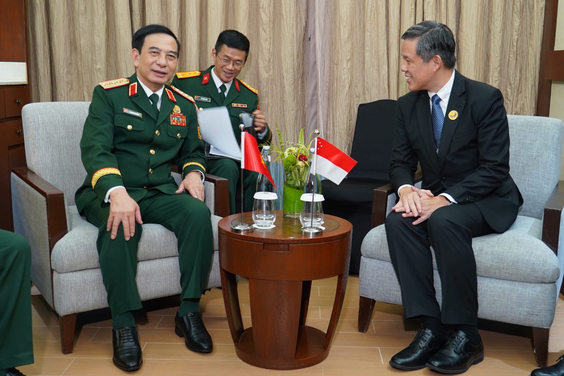 Minister Chan (right) meeting with Vietnam Deputy Prime Minister and Minister of National Defence General Phan Van Giang.