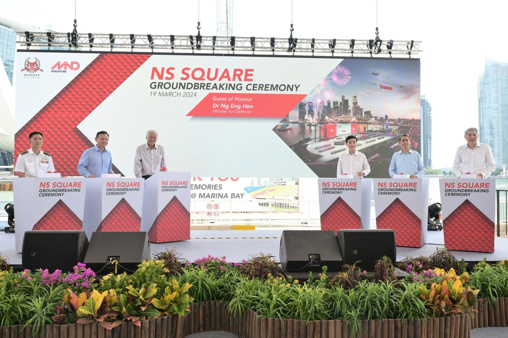 From left to right, Chief of Defence Force Vice Admiral (VADM) Aaron Beng, Senior Minister of State for Defence Mr Zaqy Mohamad, Minister for Defence Dr Ng Eng Hen, Senior Minister of State for Defence Mr Heng Chee How, Minister of State for National Development Assoc Prof Dr Muhammad Faishal Ibrahim, Chairman, NS Square Board of Directors, Mr Lim Ming Yan, at the NS Square Groundbreaking Ceremony. 