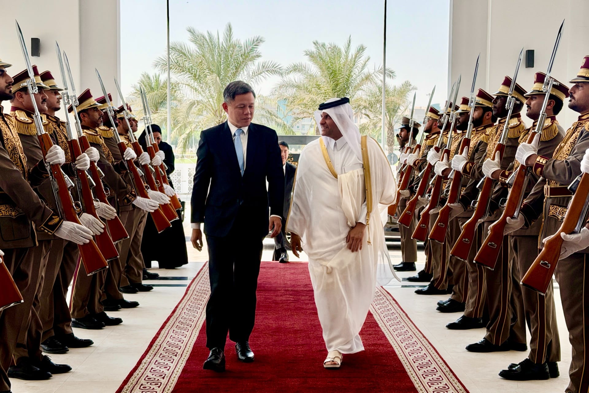 Minister for Defence Chan Chun Sing was received by the Qatar Armed Forces during his visit to the Qatar Ministry of Defence.