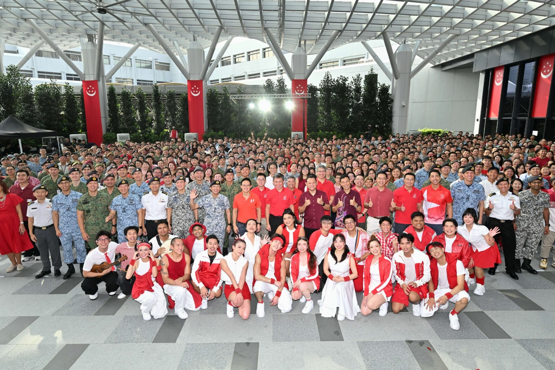 Personnel from MINDEF and SAF together with performers from Music and Drama Company at MINDEF’s NDOC 2026.
