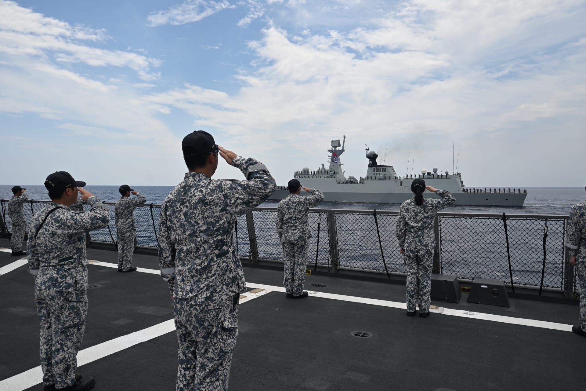 STF conducting the farewell sailpast with PLANS Dali.