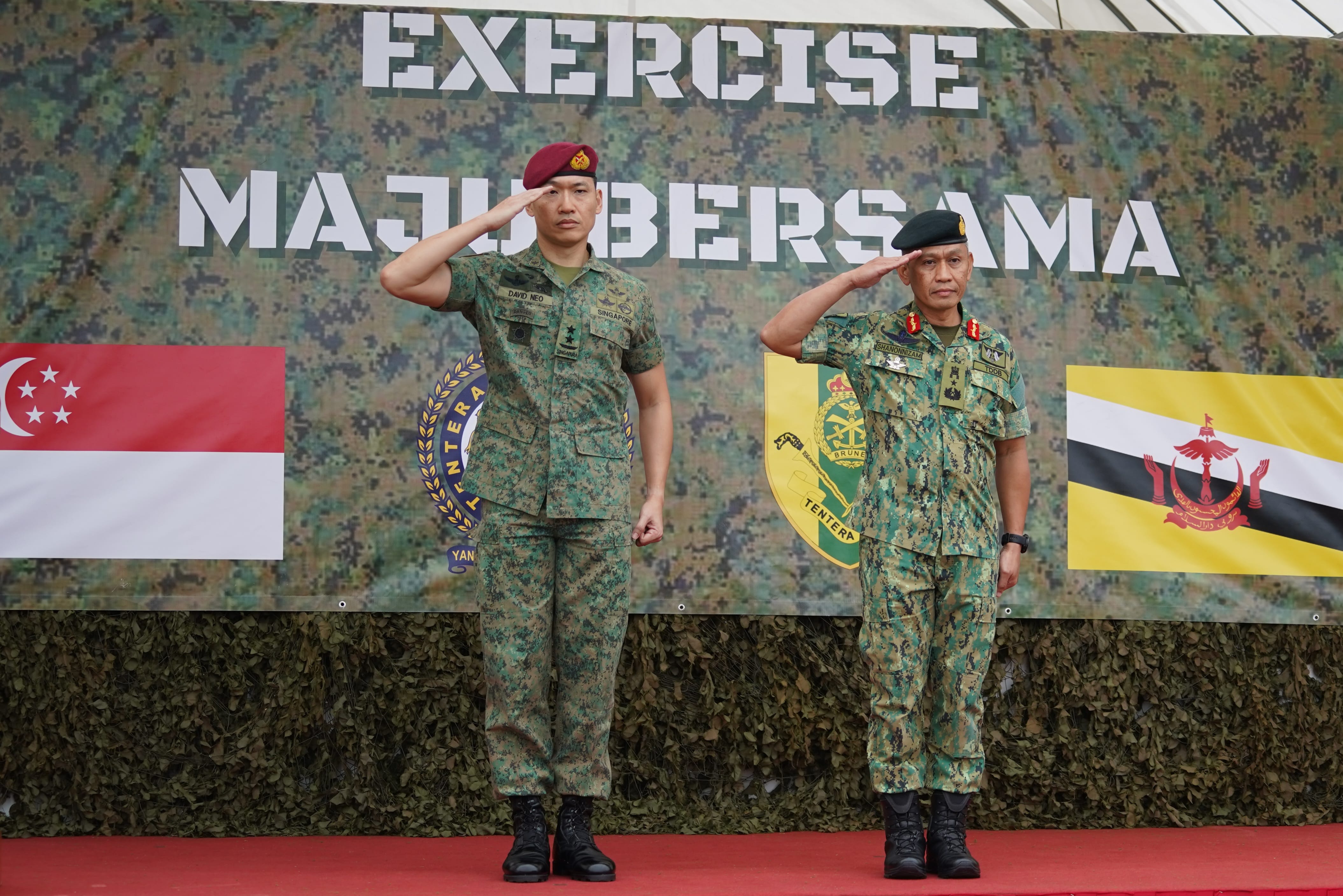 Chief of Army Major-General (MG) David Neo and Commander of the Royal Brunei Land Force (RBLF) Brigadier-General (BG) Haji Mohammad Shanonnizam bin Sulaiman co-officiating the opening ceremony of Exercise Maju Bersama (XMB) at Pasir Laba Camp.