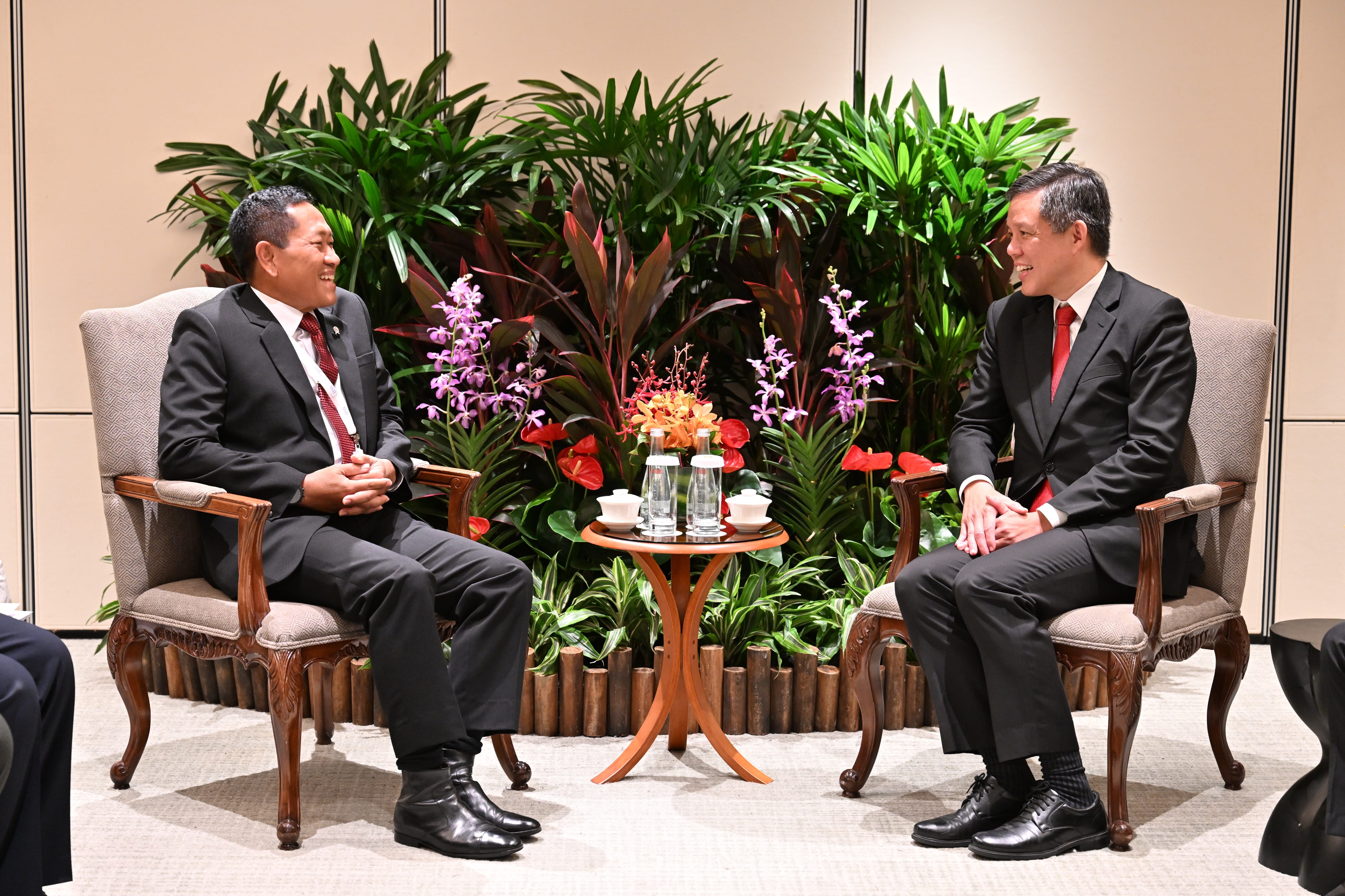 Indonesian Vice-Minister of Defense Donny Ermawan Taufanto called on Minister for Defence Mr Chan Chun Sing this morning on the sidelines of the 22nd Shangri-La Dialogue.