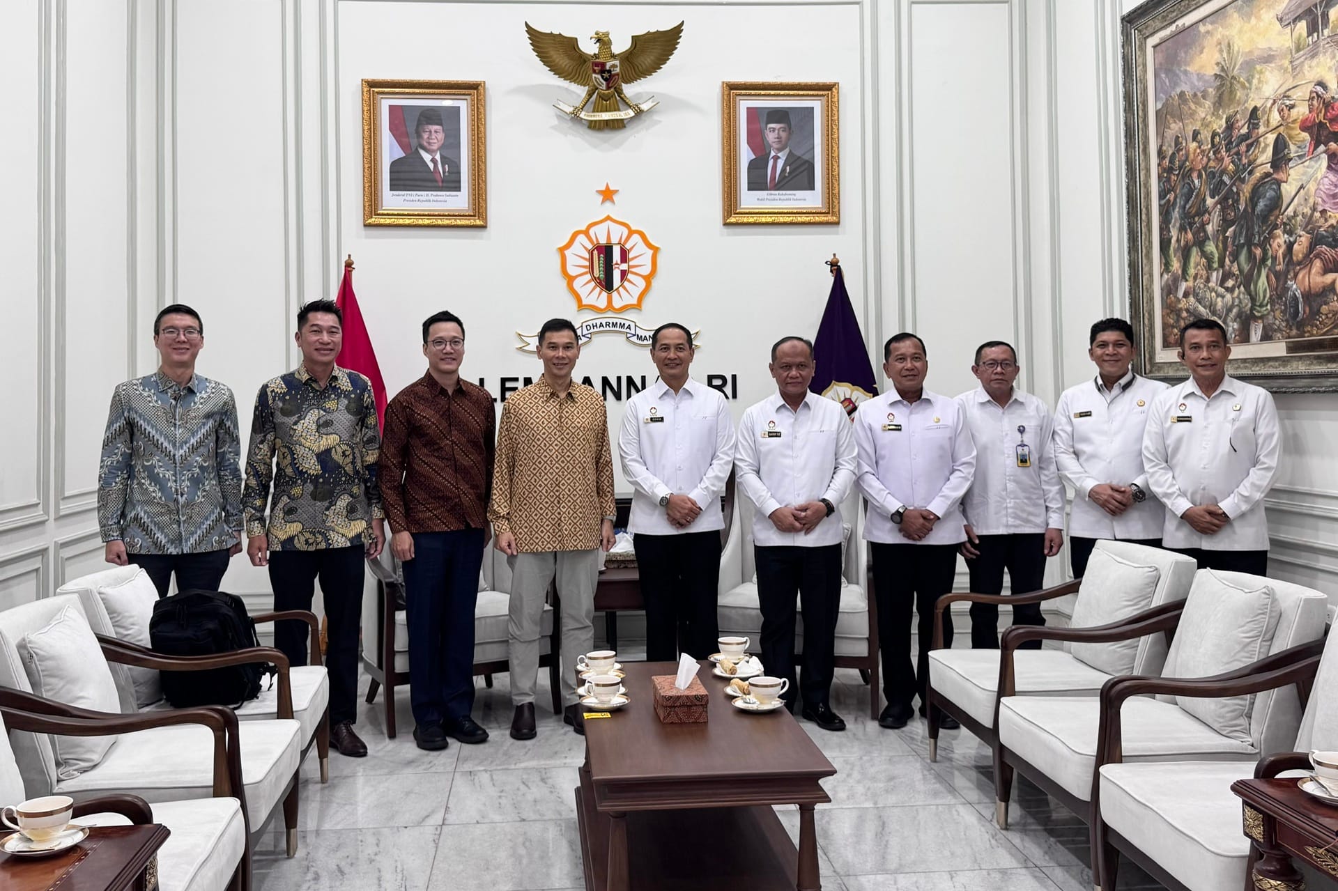 Permanent Secretary (Defence) Mr Joseph Leong visited the National Resilience Institute of Indonesia (LEMHANNAS).