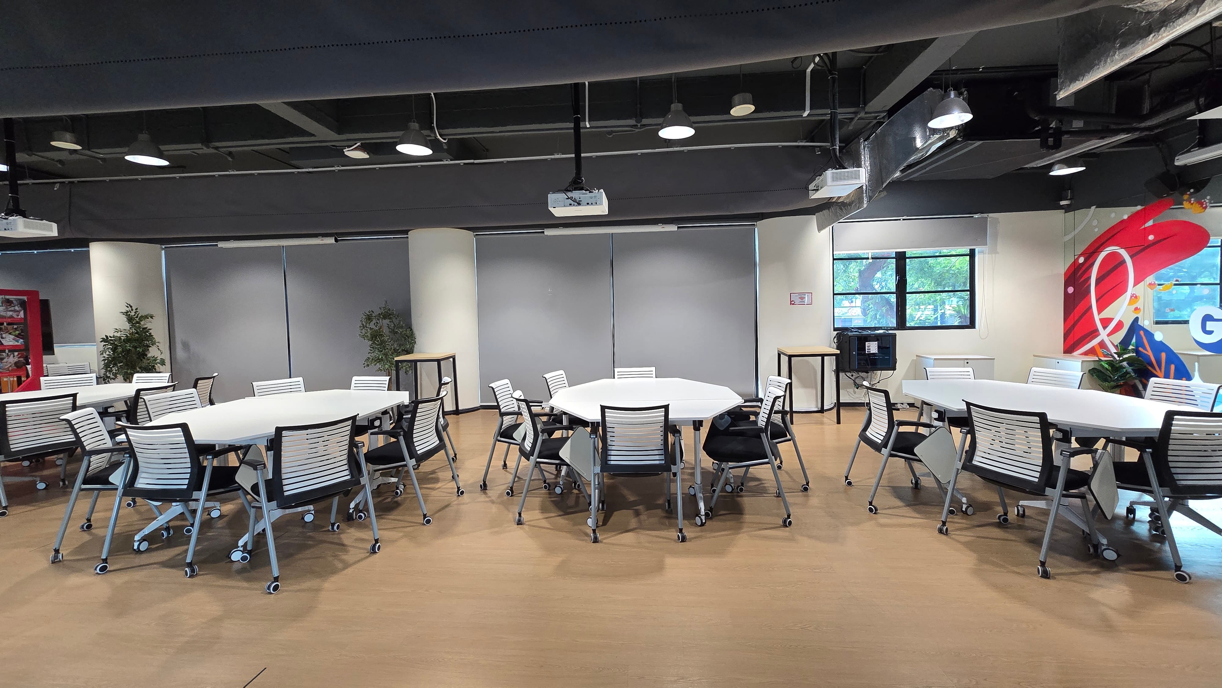Overview of the learning hub in The Red Box