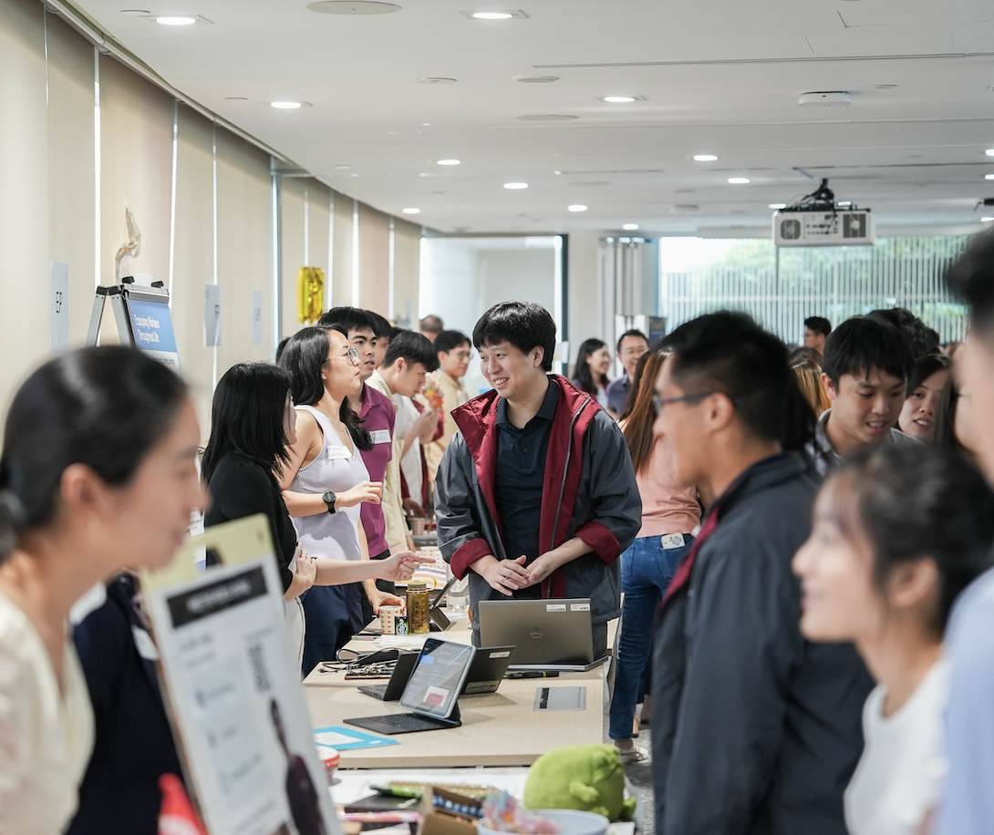 This is the alt text