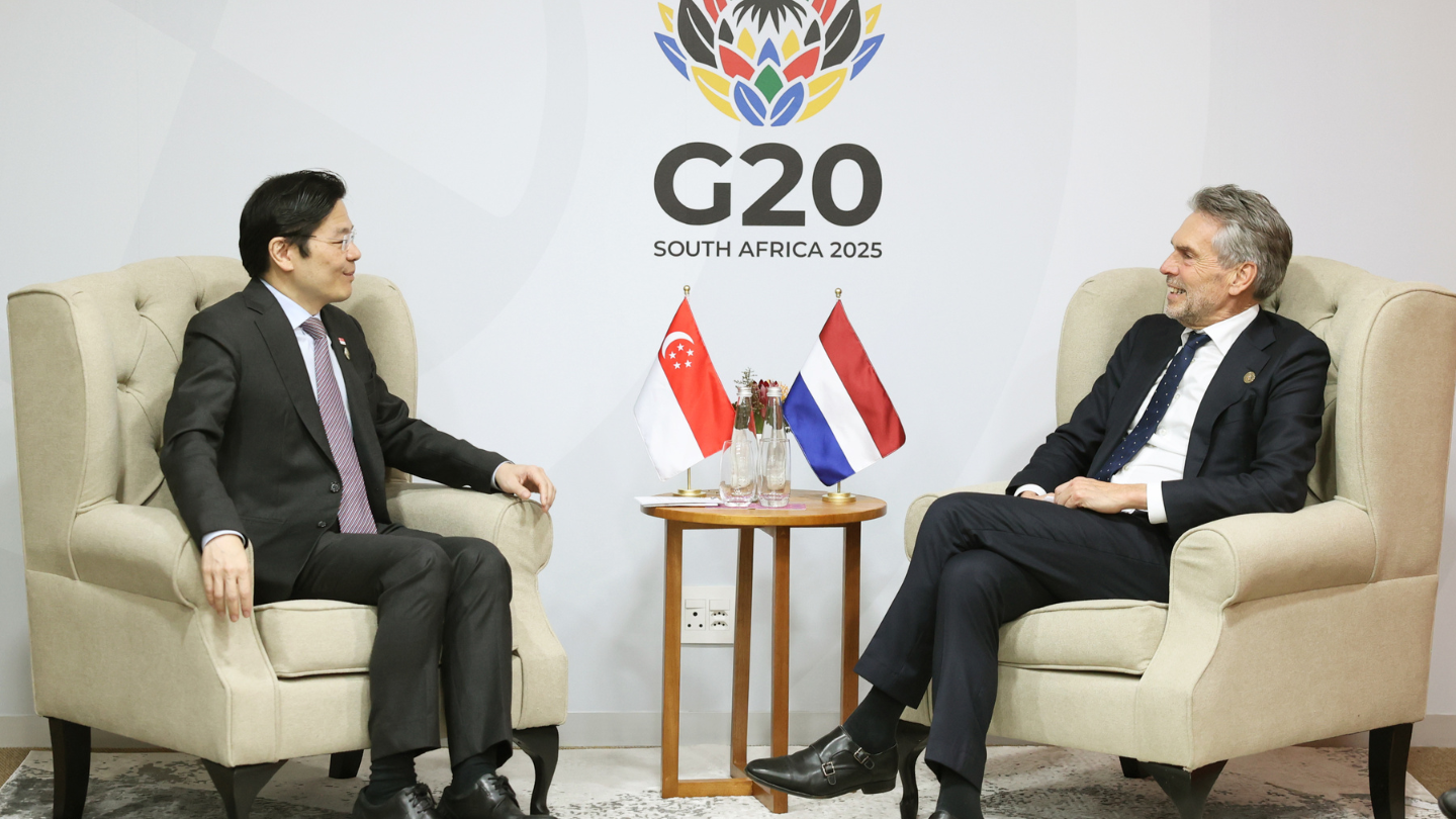 Photo of PM Lawrence Wong with Netherlands PM Dick Schoof on the sidelines of the G20 Summit.