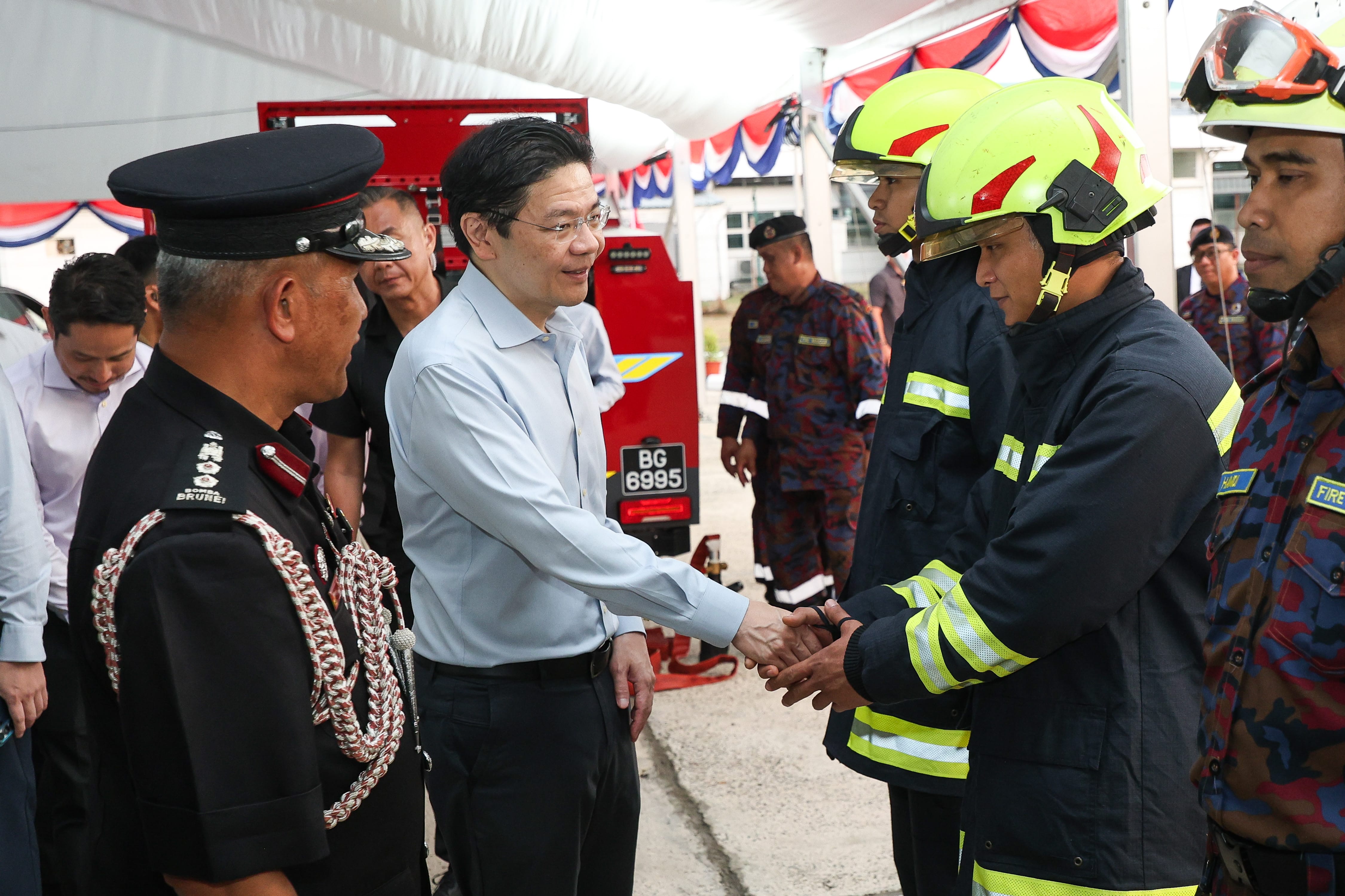 PM Wong meets the Brunei Fire and Rescue Department