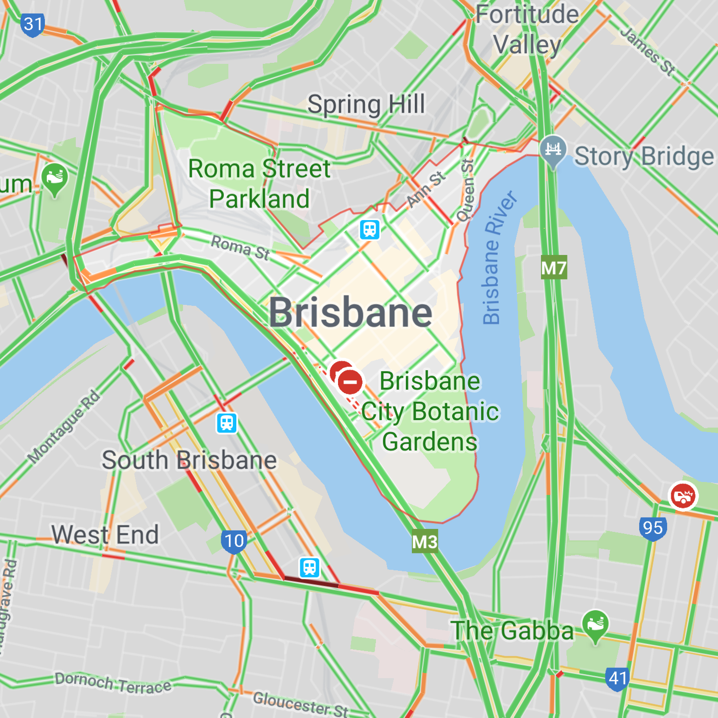 Map of Brisbane showing traffic conditions with green, orange, and red lines.