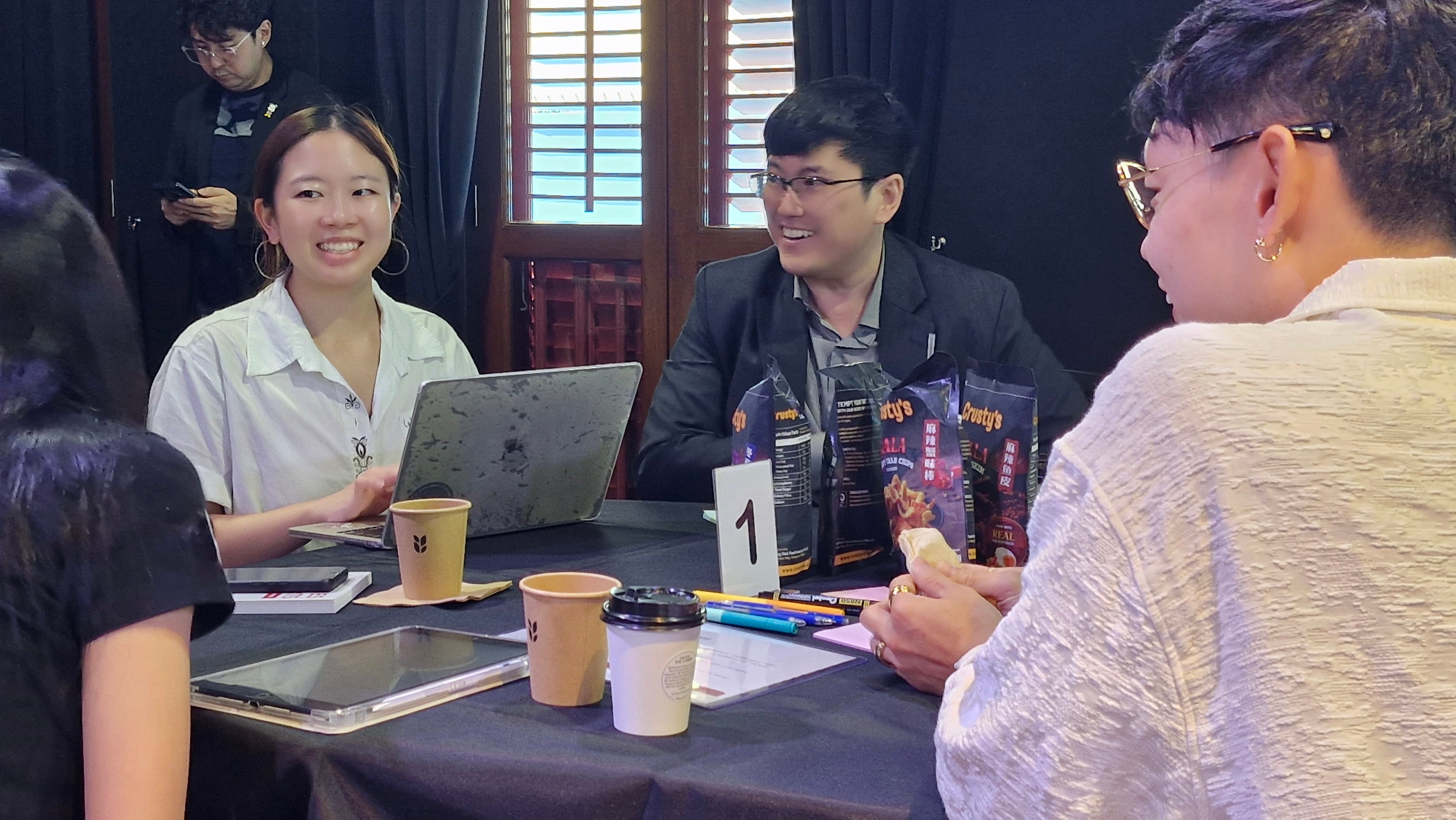 Table 1: Shaun Lee on contract management