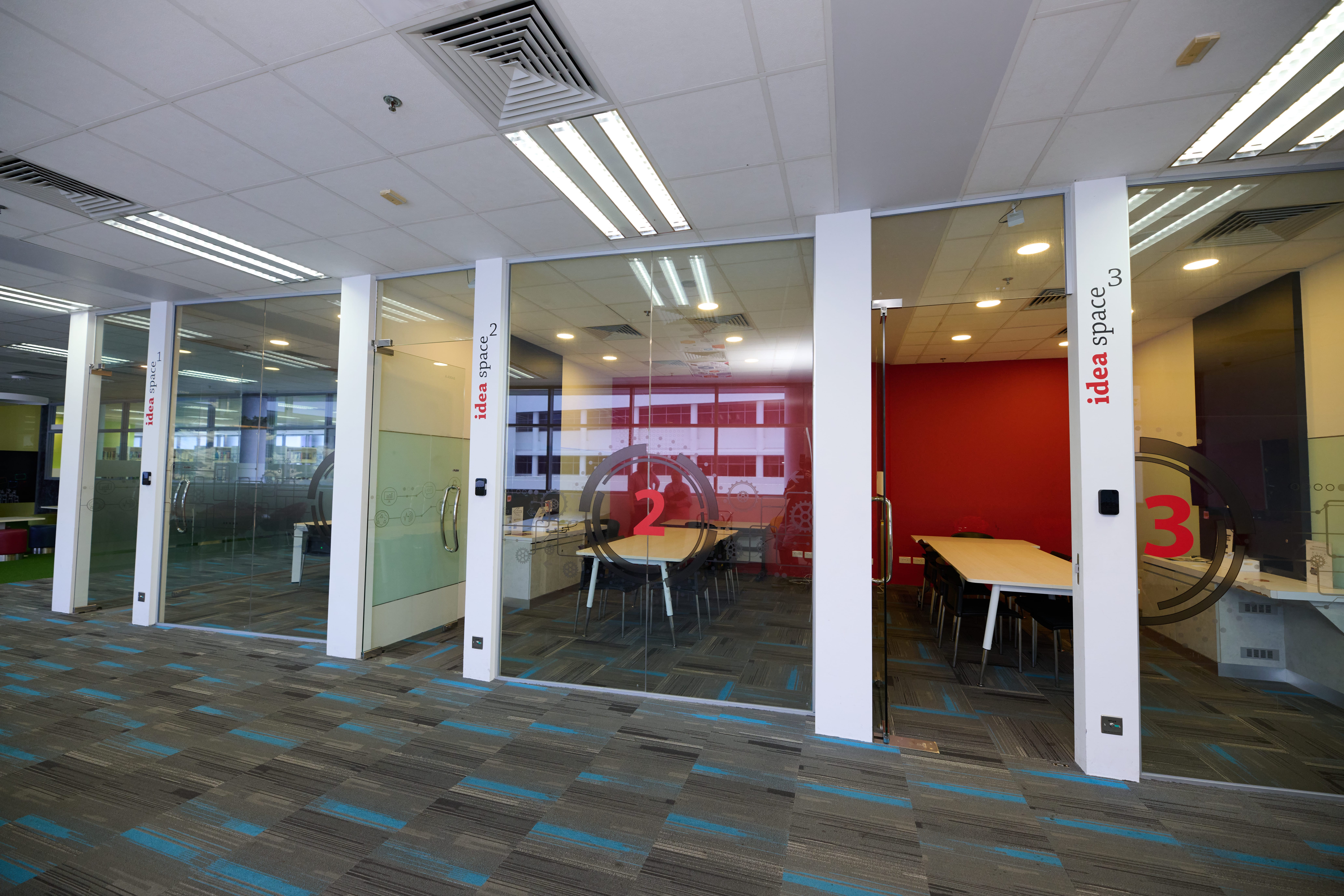 Smart Learning Spaces | Nanyang Polytechnic Library