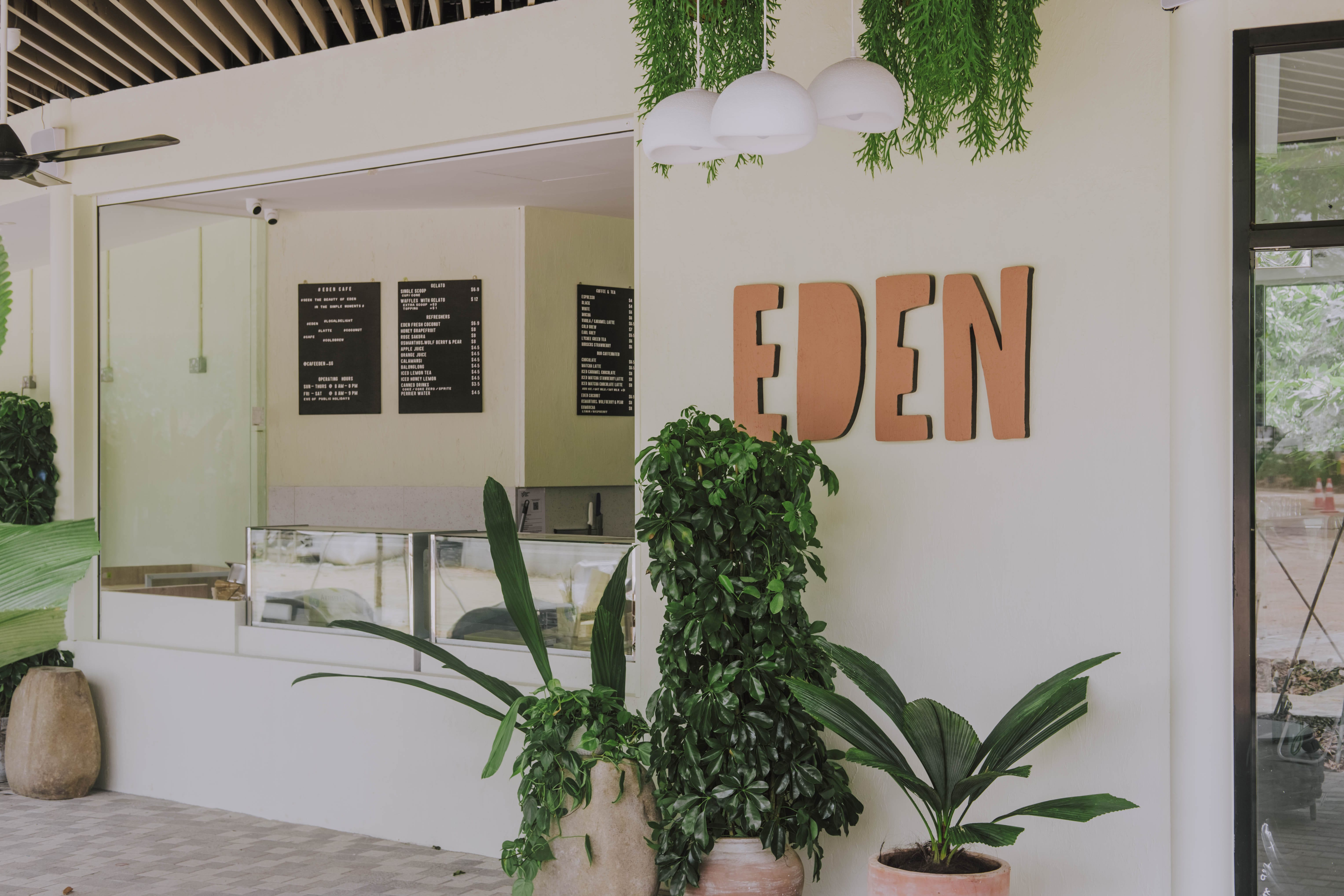 storefront of Eden cafe at Chinese Garden