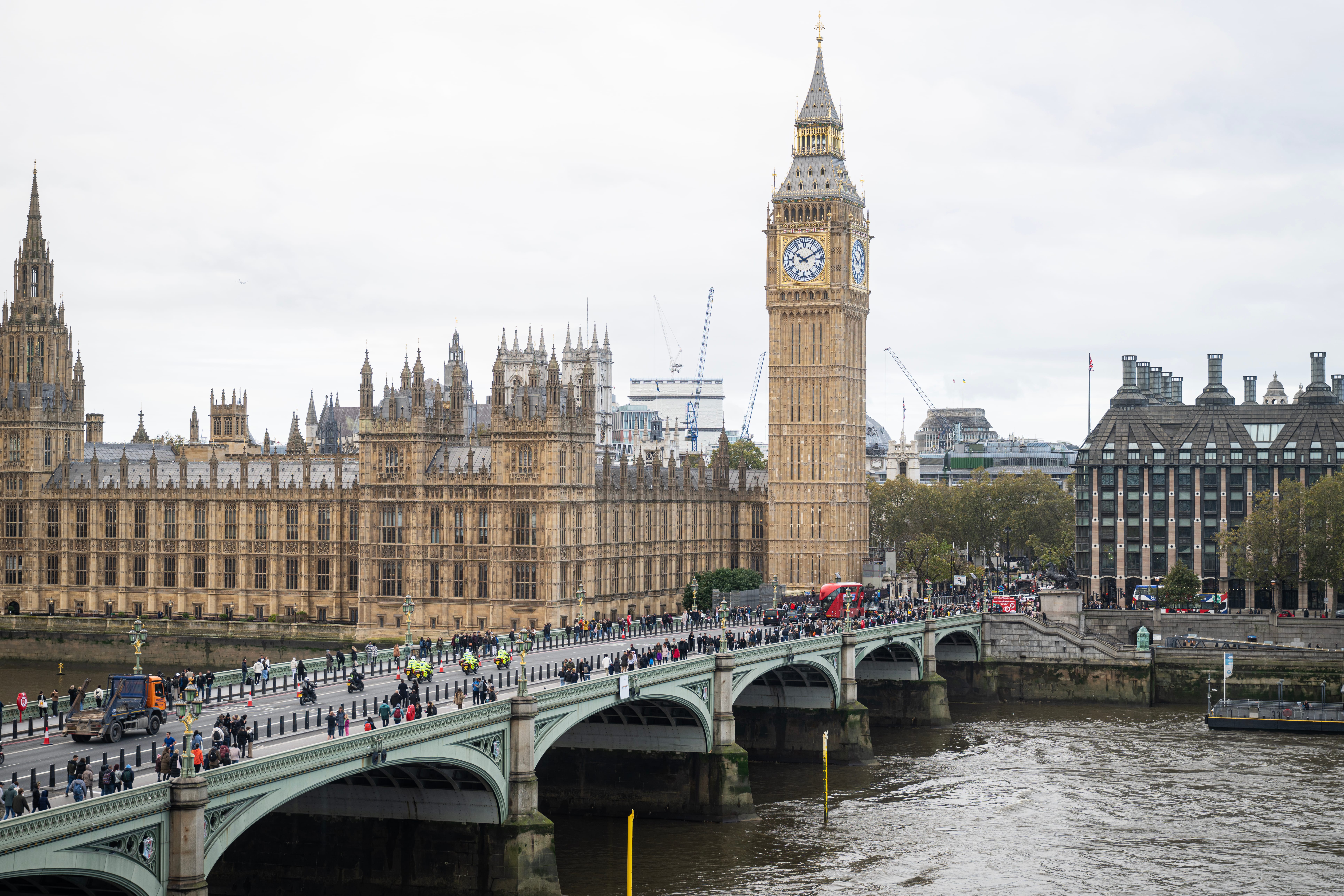 London demonstrates outstanding capacity to reinvent itself through resilient governance and transformative infrastructure across its complex system of 33 local authorities. © Greater London Authority