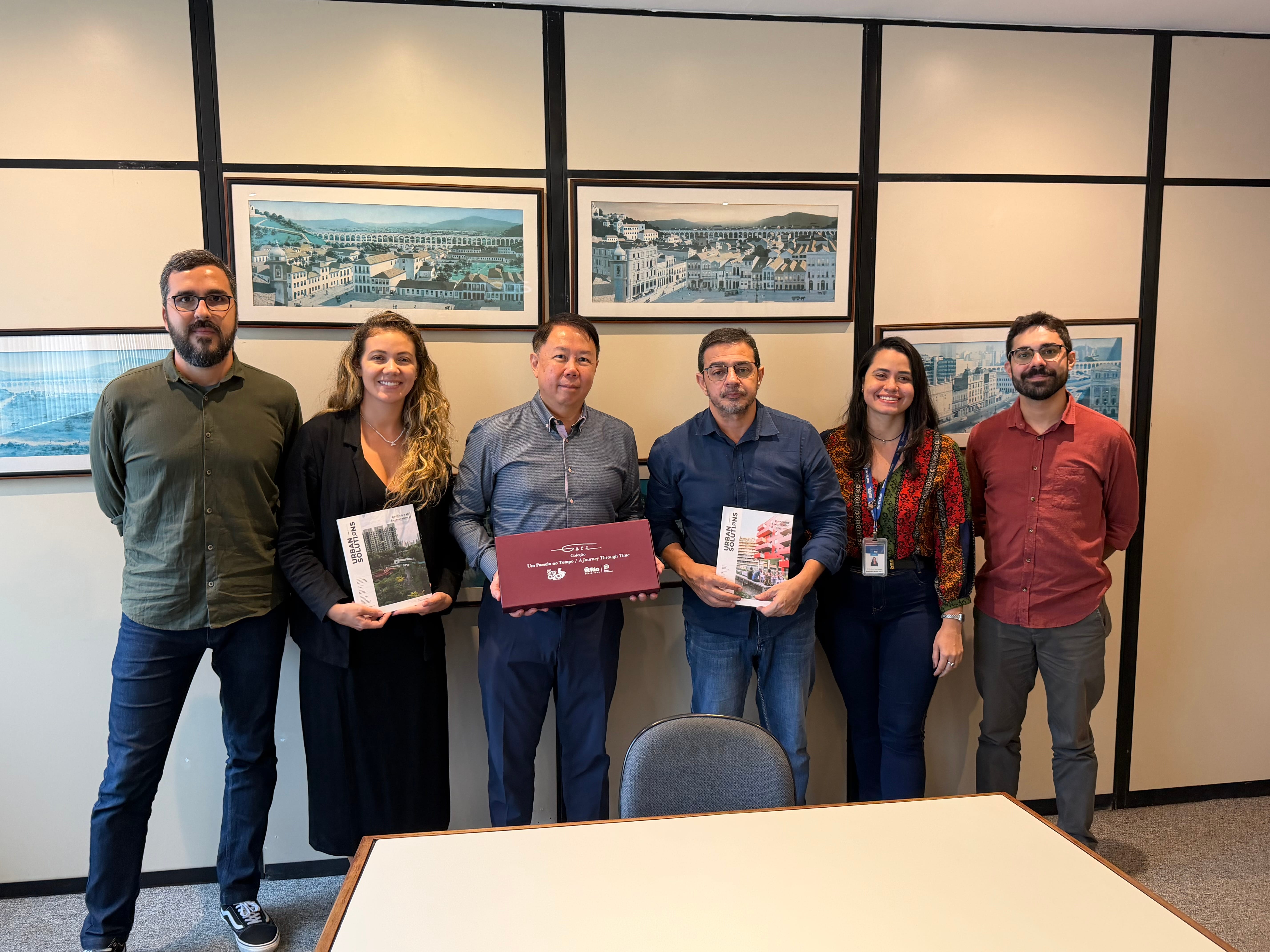 CLC met with the President of Instituto Pereira Passos (IPP), Elias Jabbour (3rd from right). © Centre for Liveables Cities