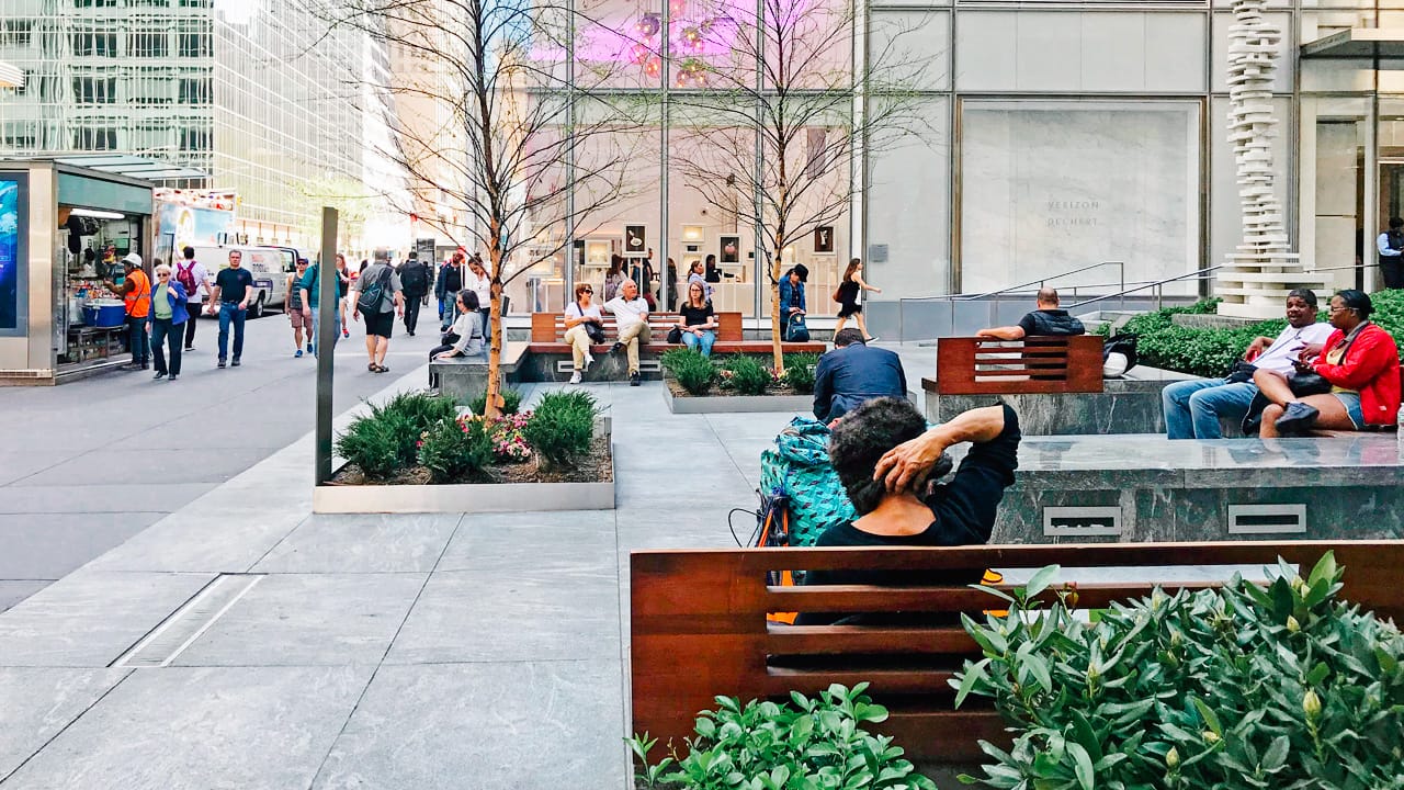 1095 Sixth Avenue, New York, NY © NYC Department of City Planning