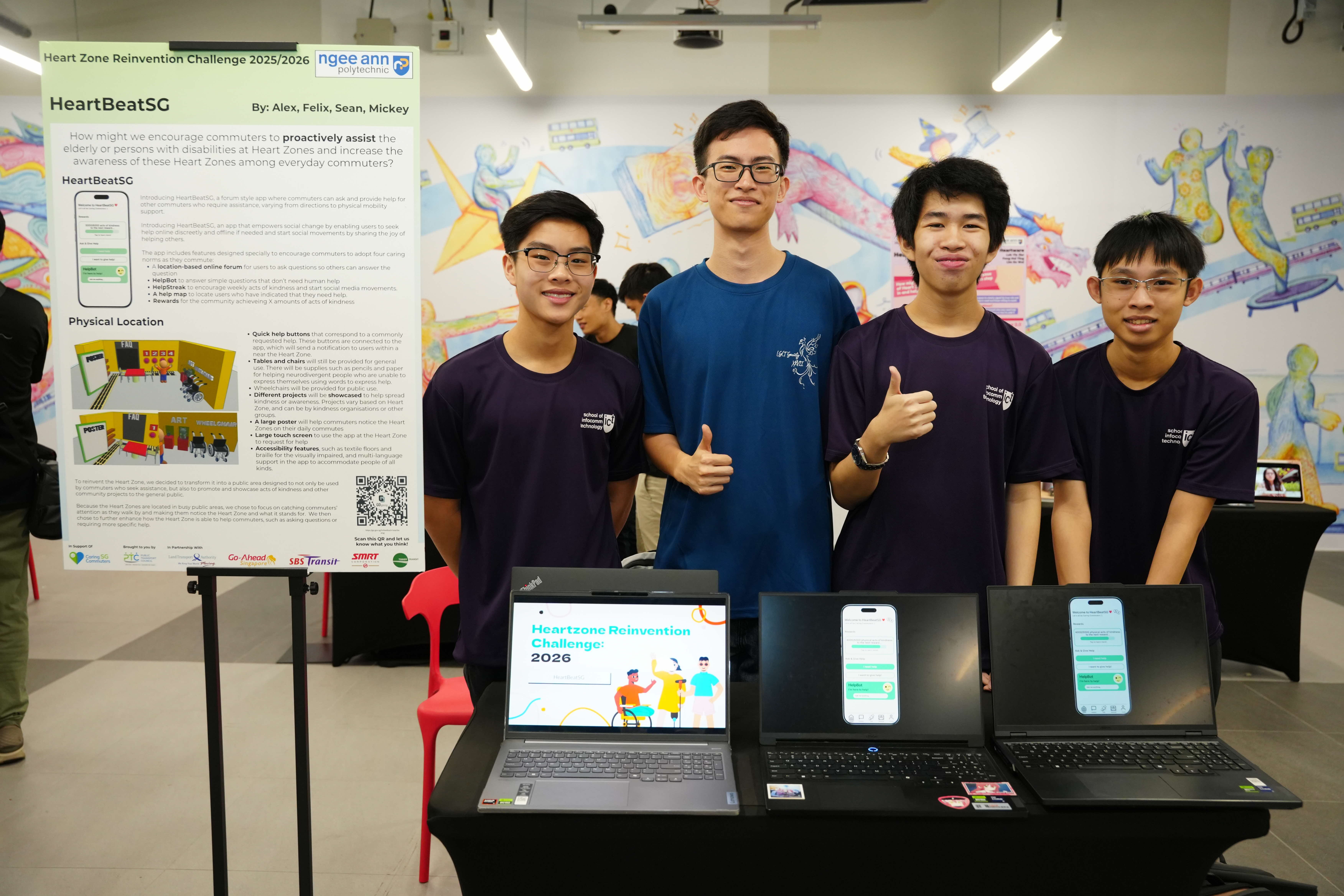 Group photo of winners from team ‘HeartbeatSG’ from Ngee Ann Polytechnic. 