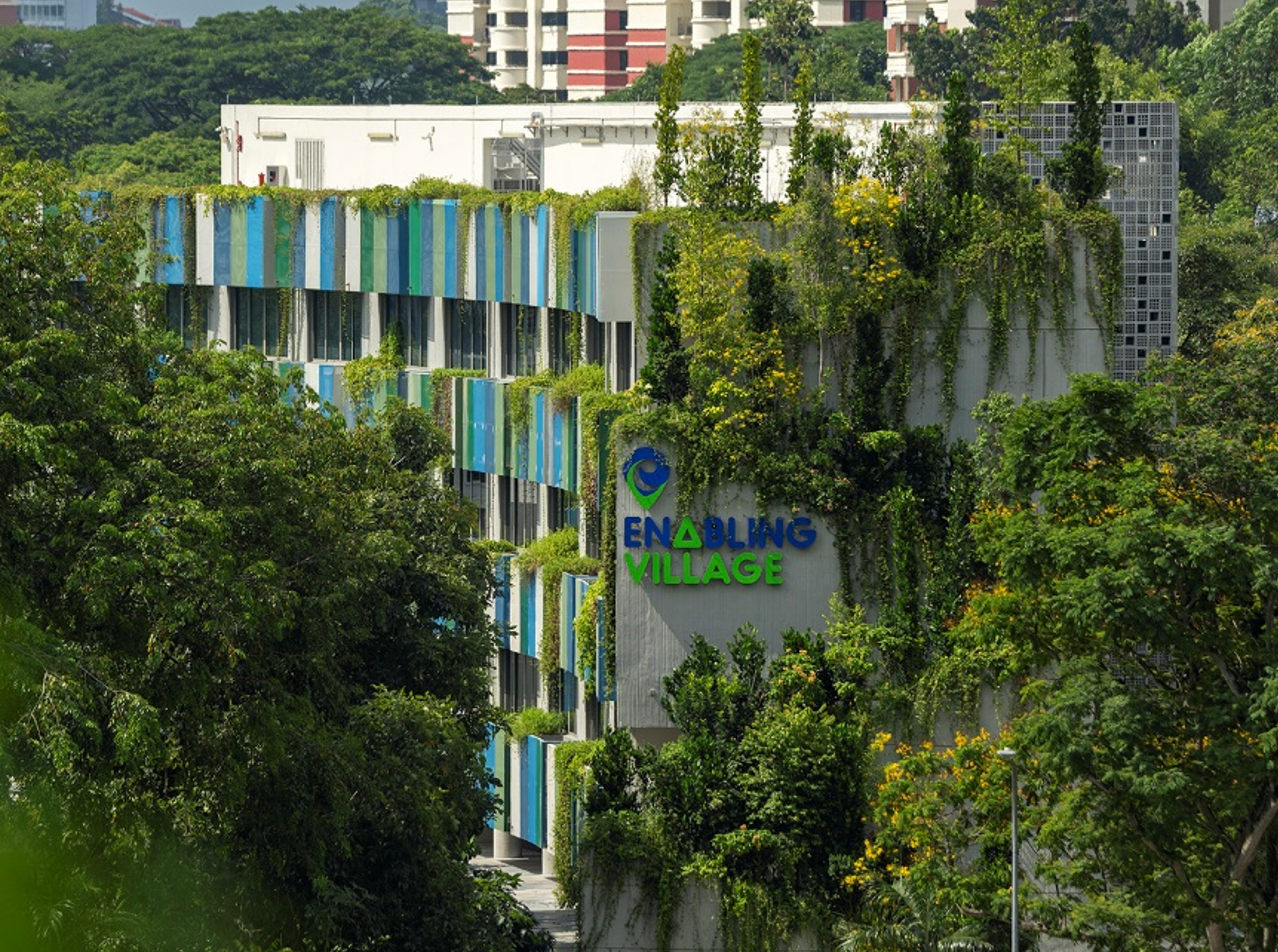 Facade of Vista Building