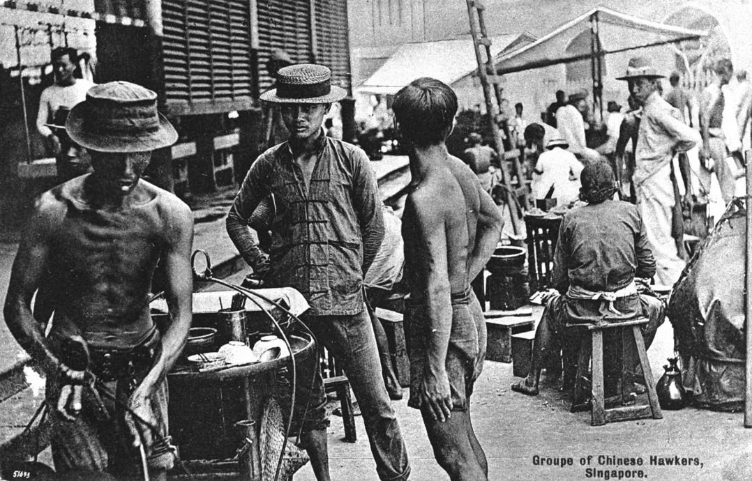 A group of Chinese hawkers in 1915. Courtesy of National Archives of Singapore.