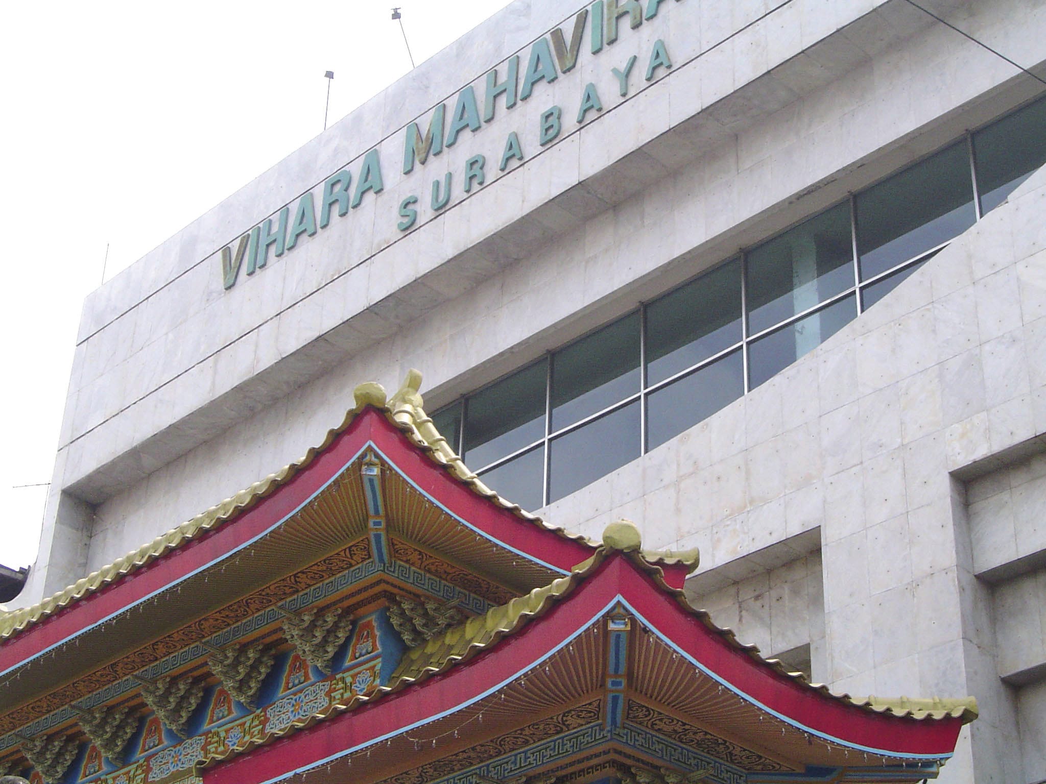 Jin De Yuan, also known as the Kim Tek In temple or Dharma Bhakti vihara, is one of the oldest Chinese temples in Jakarta. jindeyuan.org