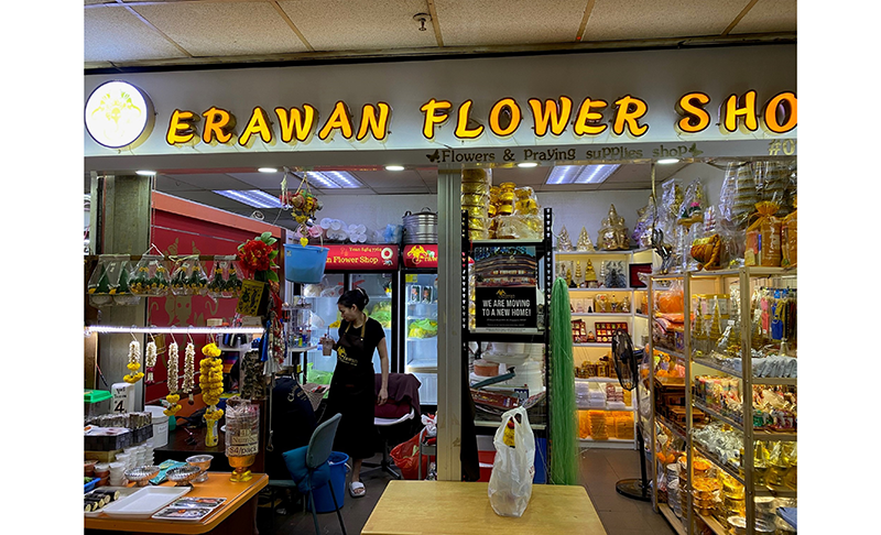A Thai shop selling flowers and other items for worship and prayers, 2023. Photo by Jimmy Yap.