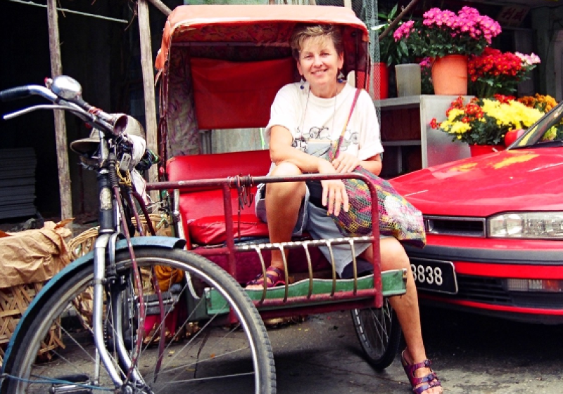 Liesel Strauss on a trishaw, 2002. Liesel Strauss Collection, National Library, Singapore. ABOUT THE LIESEL STRAUSS COLLECTION