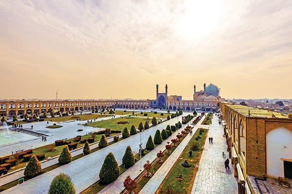 The concept of the Padang originated in Persia, where it was known as the maidan, a formal rectilinear open space in the city centre. During the reign of Shah Abbas I of Isfahan (in modern-day Iran), the nucleus of the city was relocated to a new maidan called Maidan-i Naqsh-i Jahan. Built between 1597 and 1602, this maidan became the new centre of the first Shi’ite dynasty in Iran. J. P. Richard / Shutterstock.com