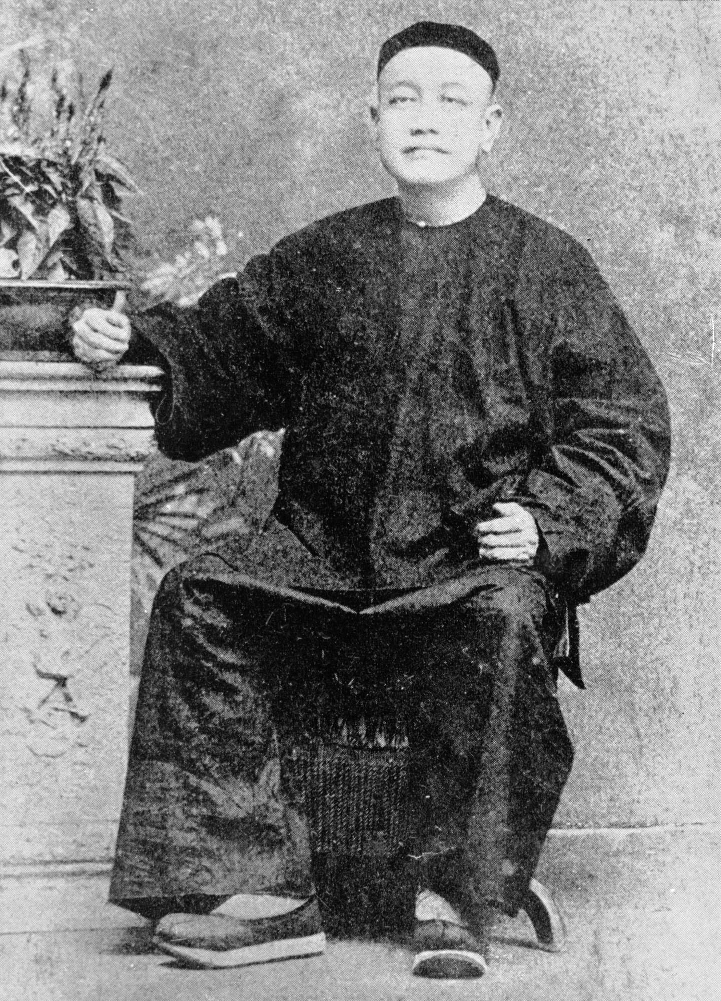 This photo of Cheang Hong Lim adorned the walls in the homes of many of his descendants, even two generations removed. Image reproduced from Song Ong Siang, One Hundred Years’ History of the Chinese in Singapore (London: John Murray, 1923), 168. Collection of the National Library Singapore (call no. RRARE 959.57 SON).