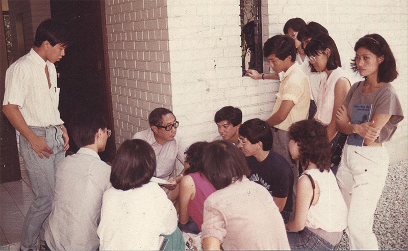 Lee Kip Lin and his architecture students at his Binjai Park home, 1970s. Courtesy of Mrs Lee Li-ming.