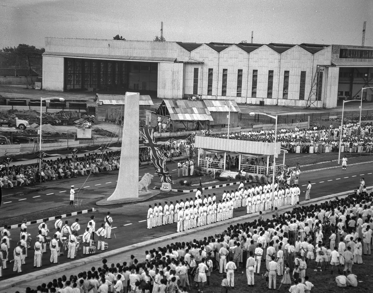 Official opening ceremony of Merdeka Bridge and Nicoll Highway on 17 August 1956. Ministry of Information and the Arts Collection, courtesy of National Archives of Singapore (Media - Image No. 19980001282 - 0030).