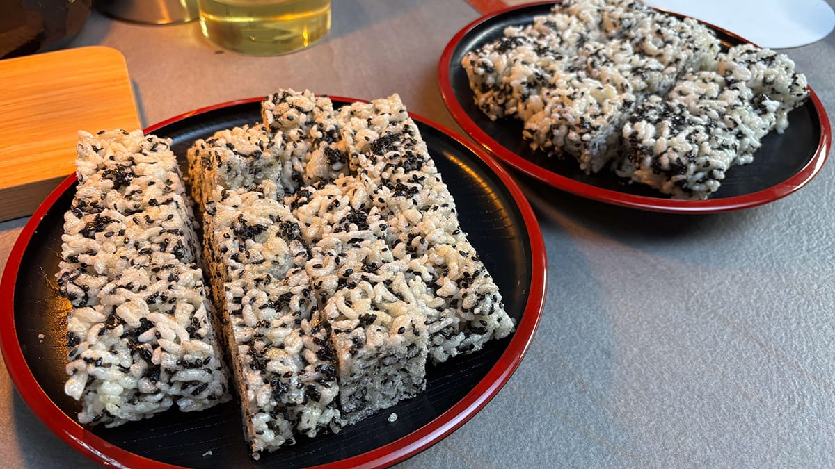 Yeo Min’s recreation of bee pung or bee pang (mi chang)