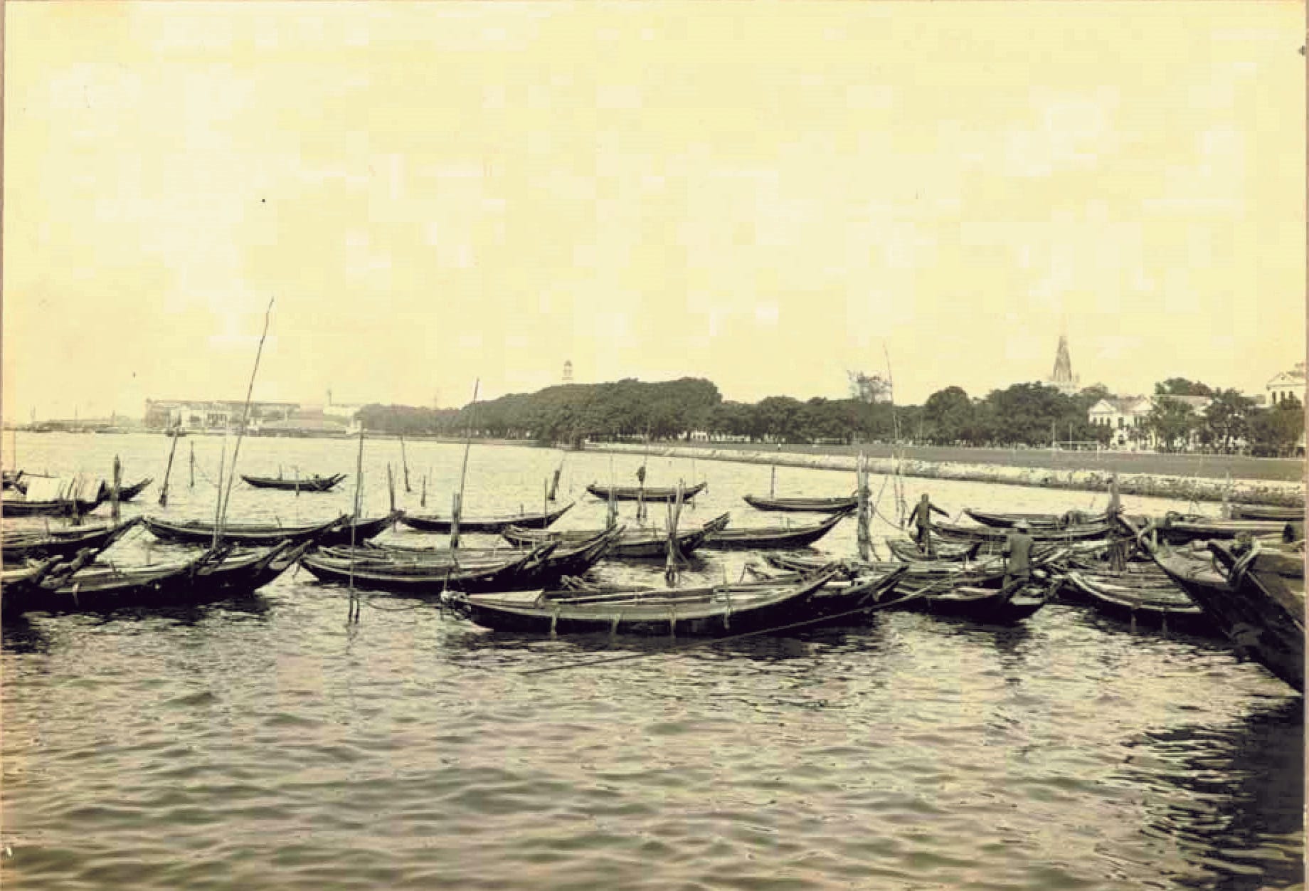 View of the Harbour (Souvenir of Singapore, 1914, p. 6).