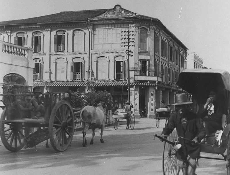 Lee Brothers Studio at 58-4 Hill Street, 1910s. Lee Brothers Studio Collection, courtesy of National Archives of Singapore.