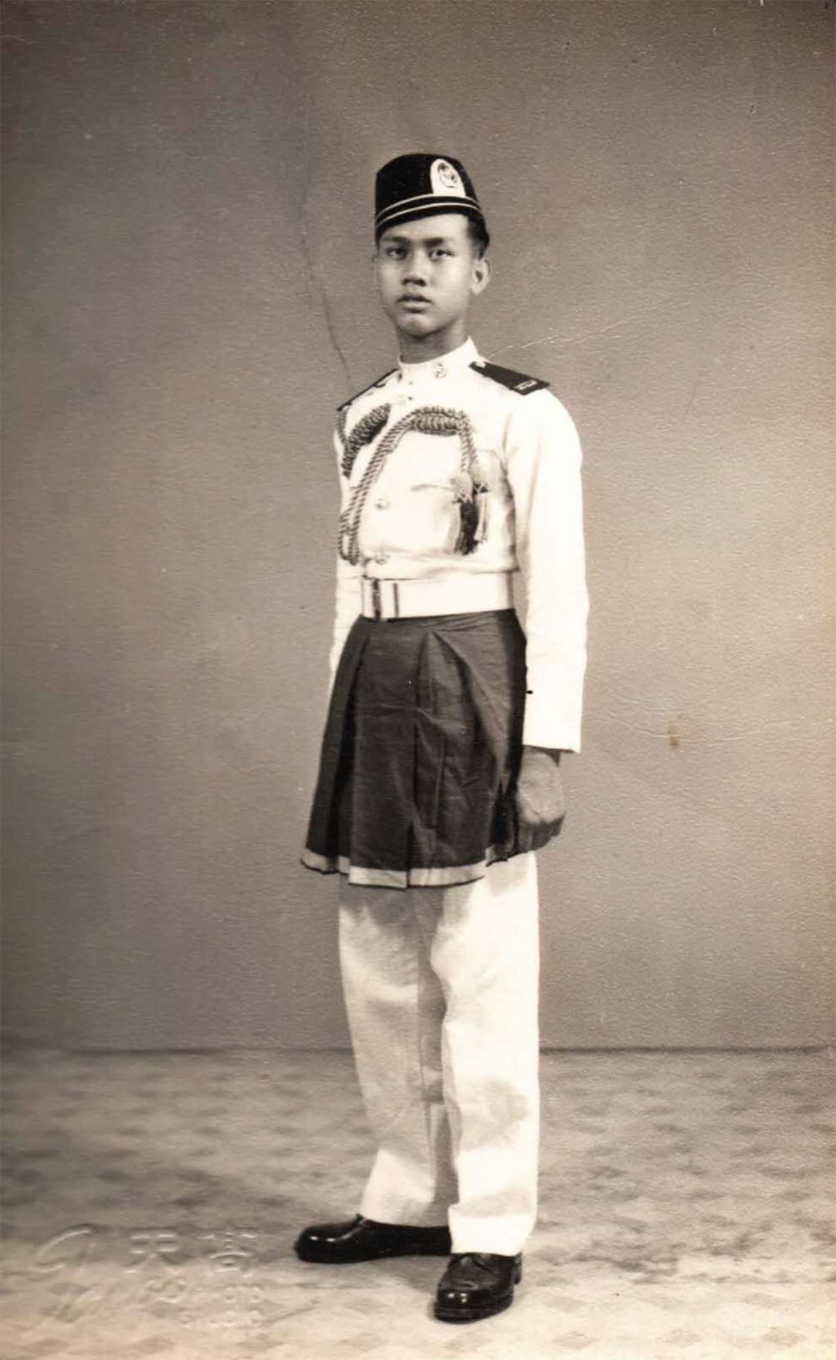 Studio portrait of Idris Mohamed Yusof during his early years as a member of the Singapore Police Force Band, undated. Courtesy of the Singapore Police Force Band.