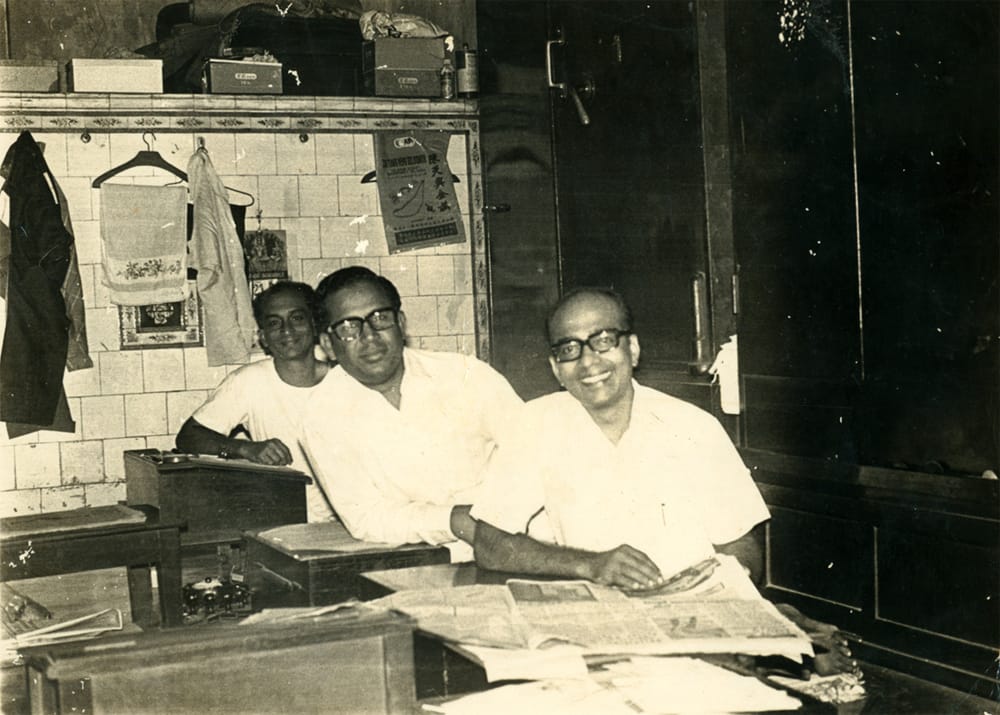 A 1960 photo of three Chettiars inside a kittangi at 49 Market Street. Nachiappa Chettiar Collection, courtesy of National Archives of Singapore.