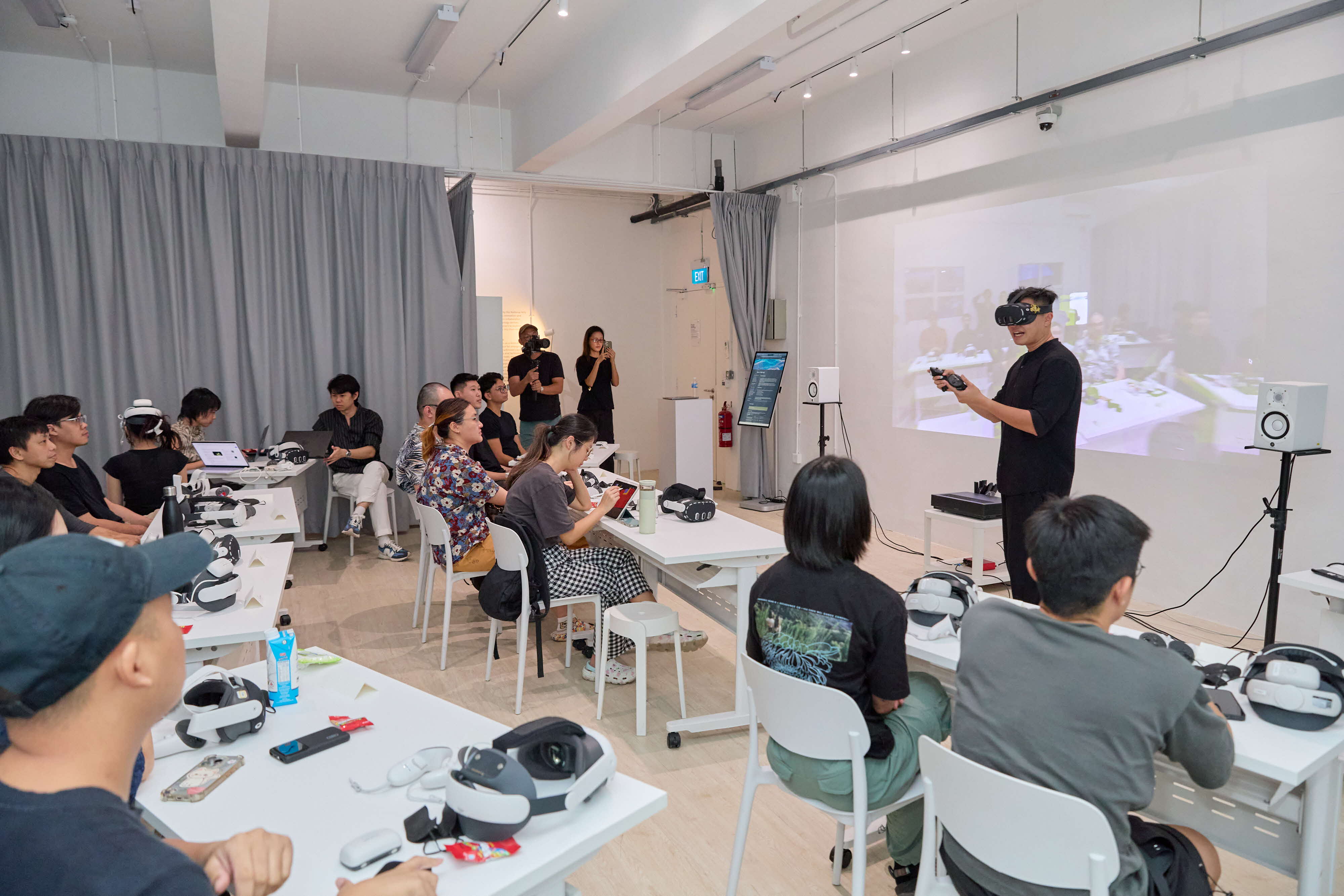 Space Booking at the Lab