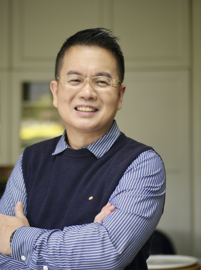 Dr Philip Tan
