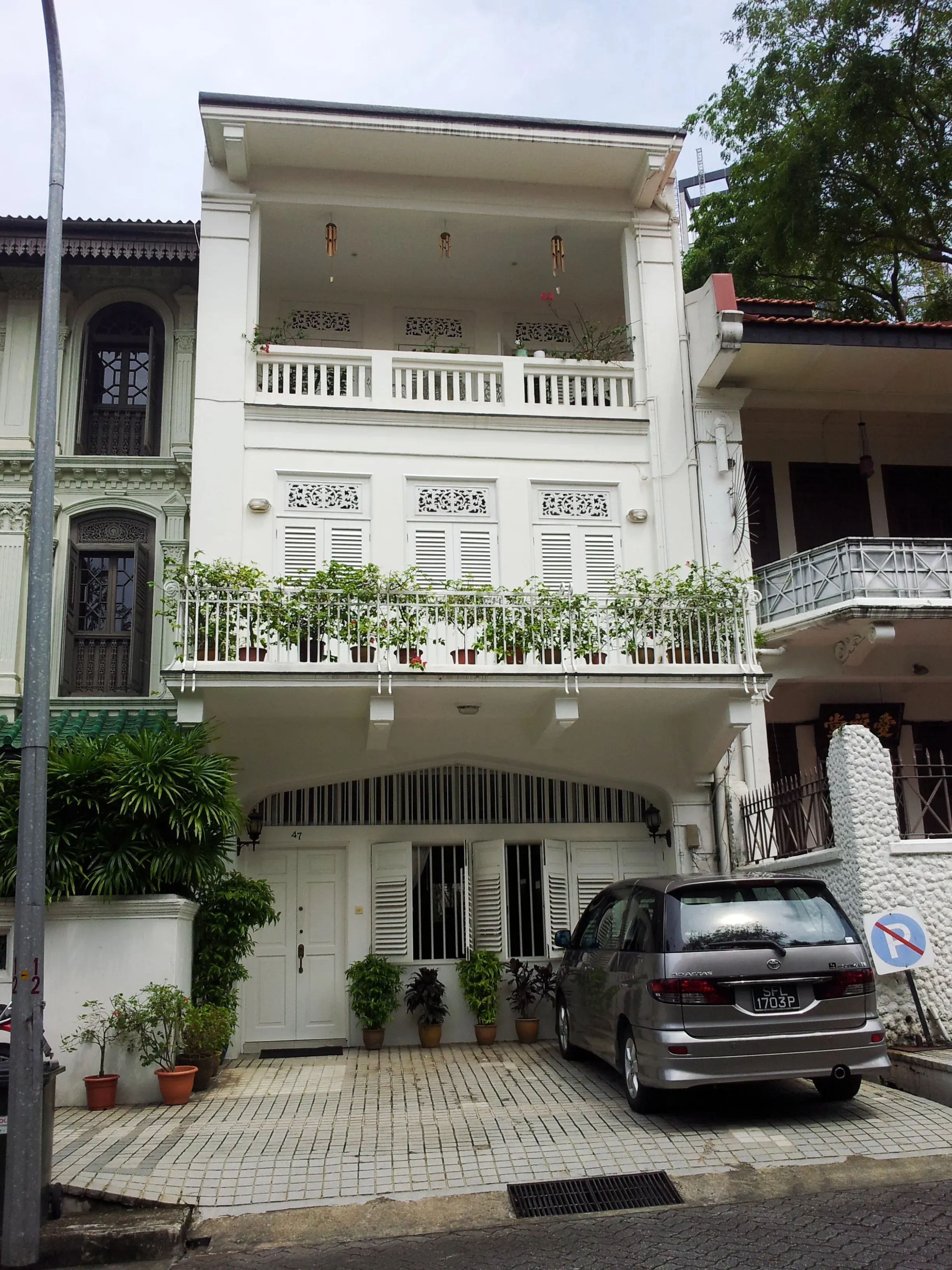 Front facade of 47 Emerald Hill Road