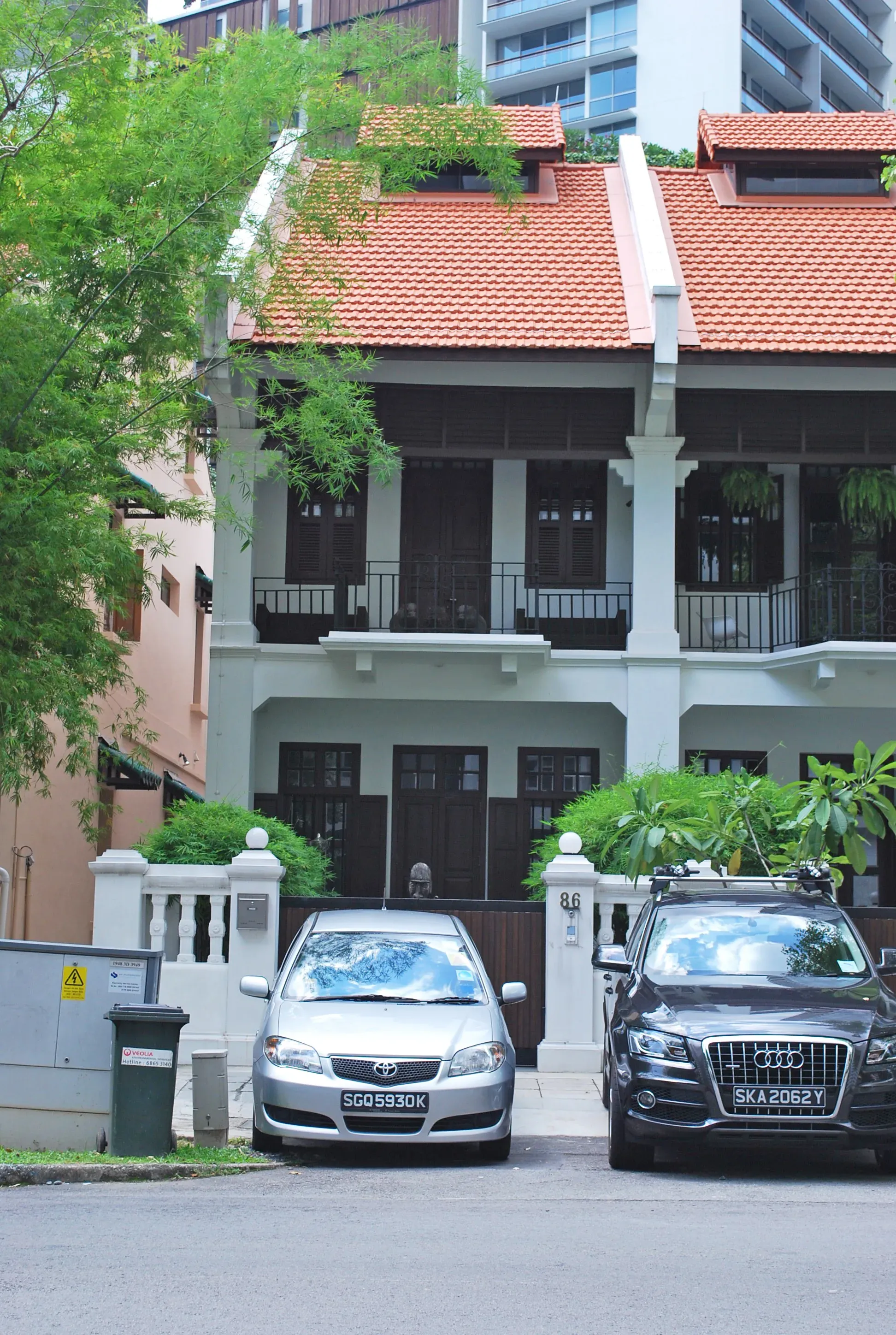 Front facade of 86 Cairnhill Road
