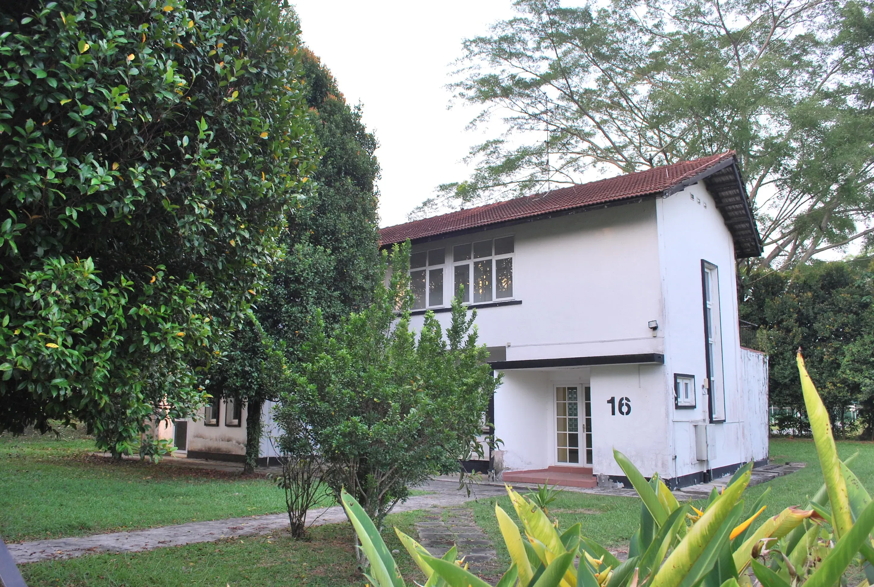 Front facade of 16 The Oval
